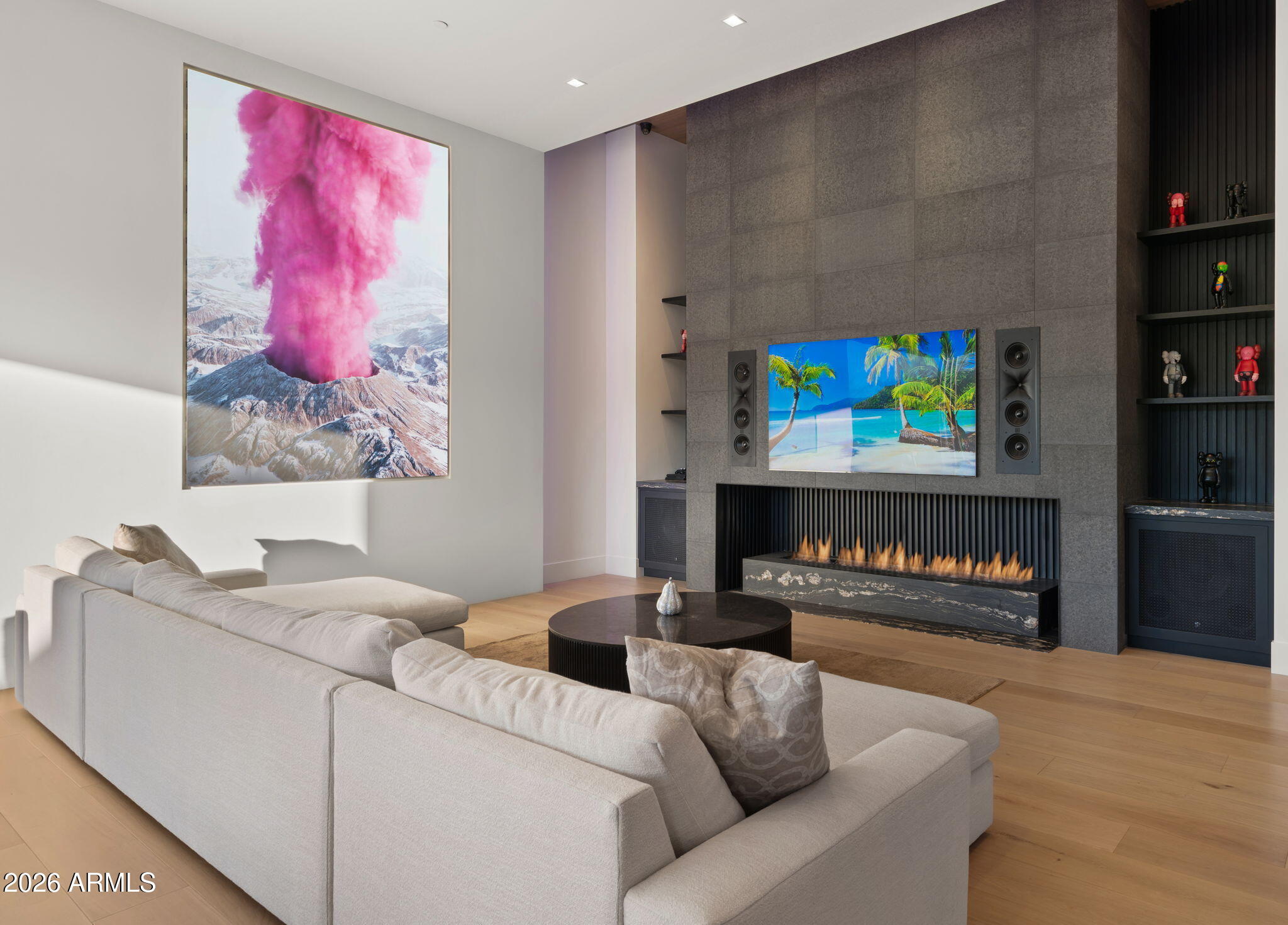 Hummingbird Manor - Residential
