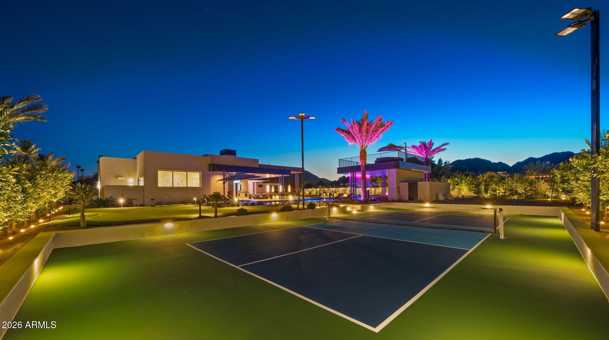 Hummingbird Manor - Residential