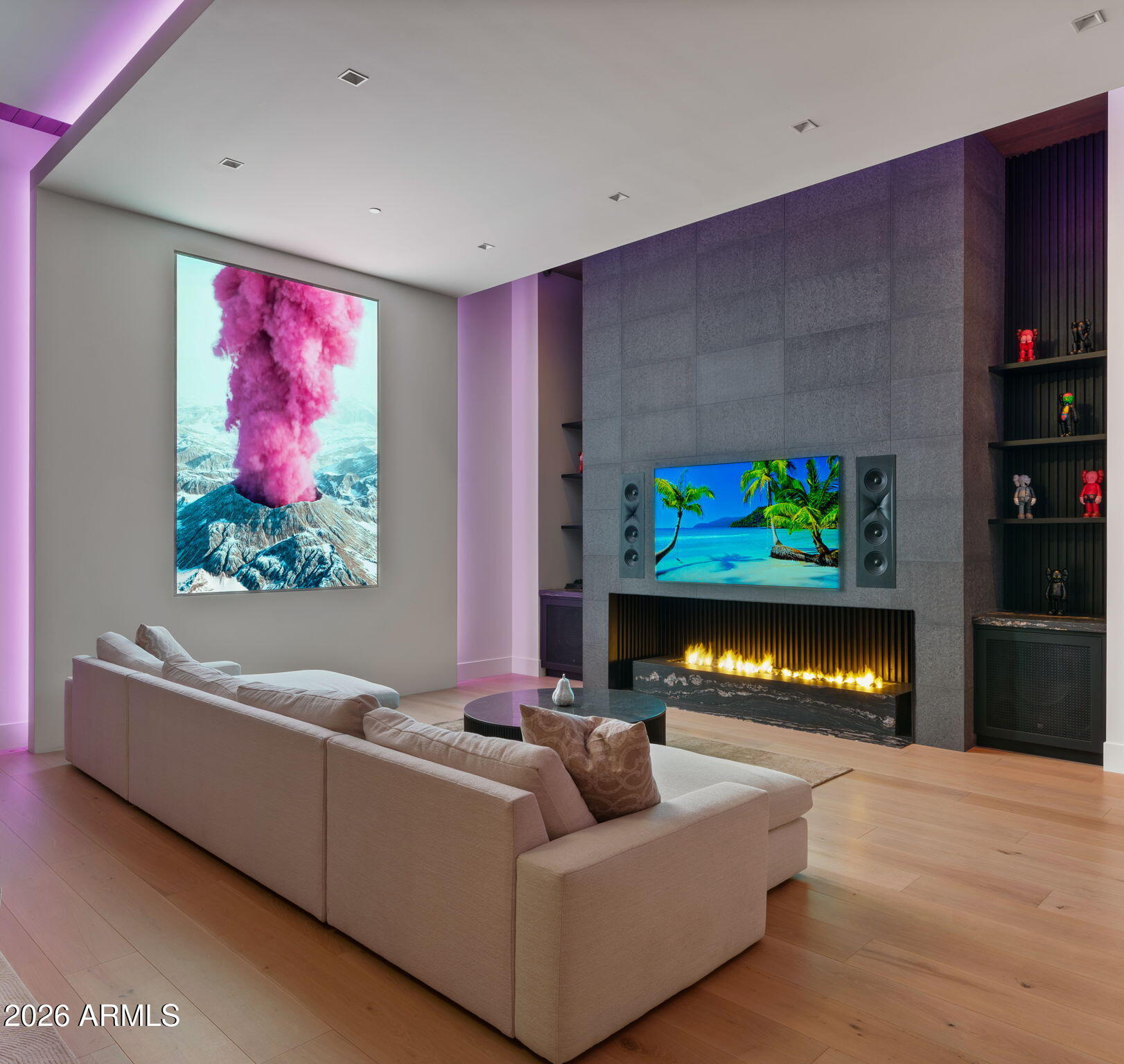 Hummingbird Manor - Residential