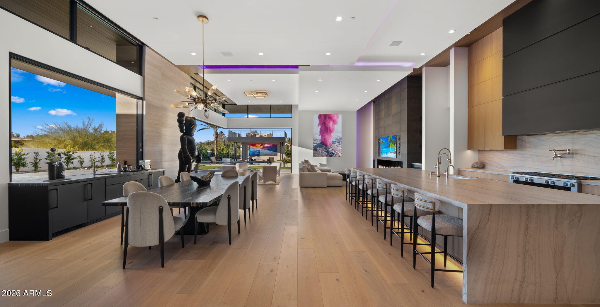 Hummingbird Manor - Residential