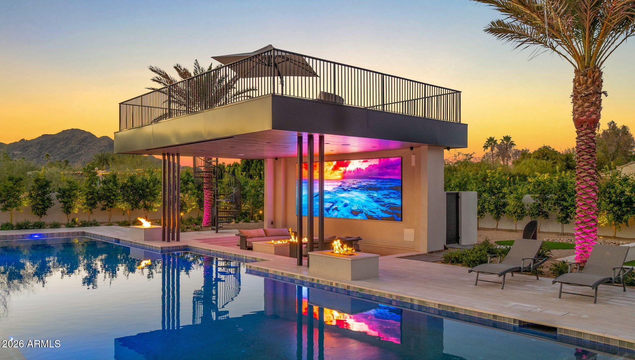 Hummingbird Manor - Residential