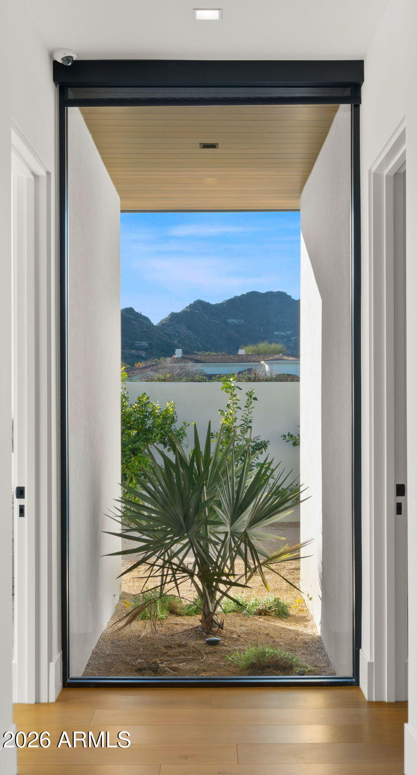 Hummingbird Manor - Residential