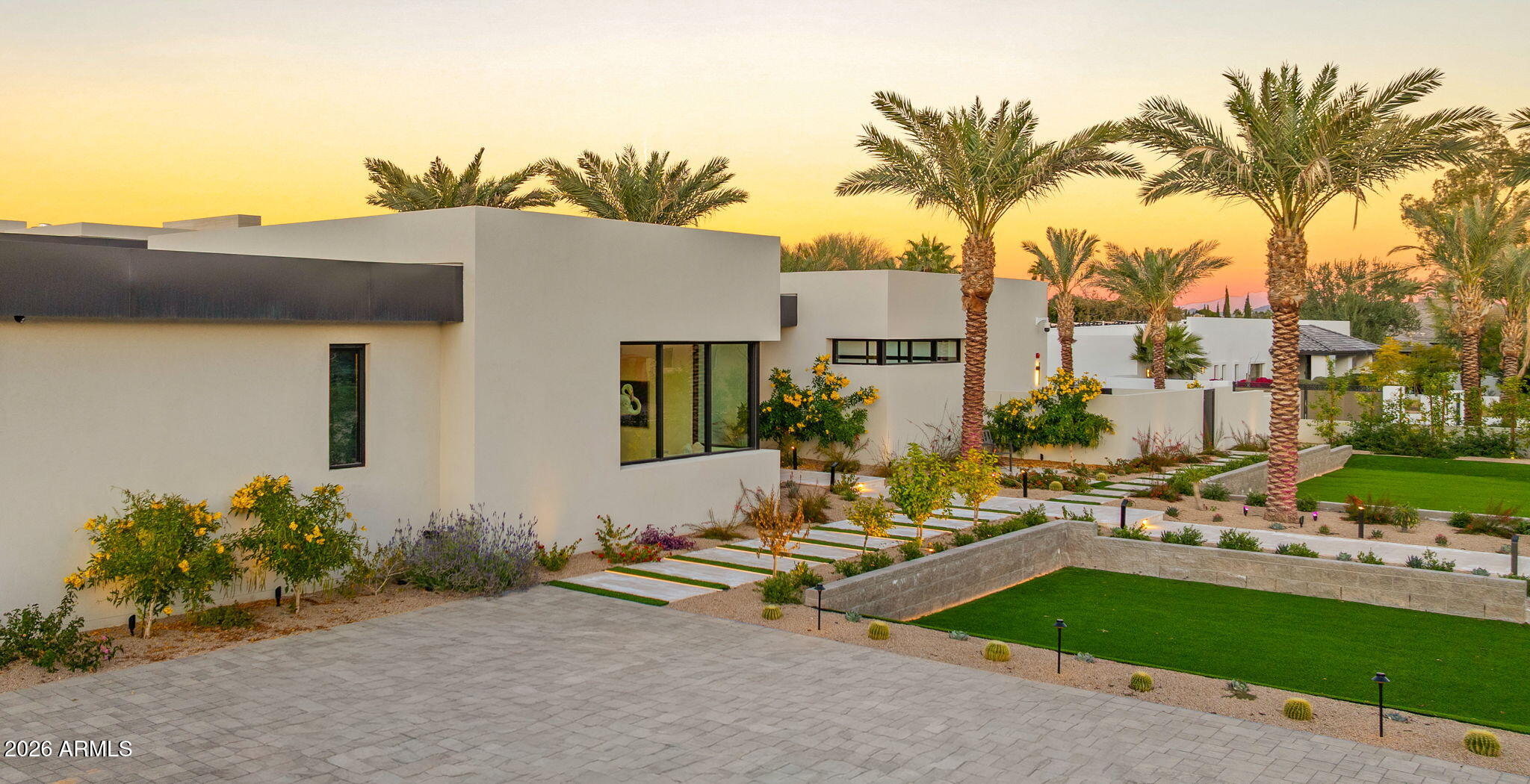 Hummingbird Manor - Residential