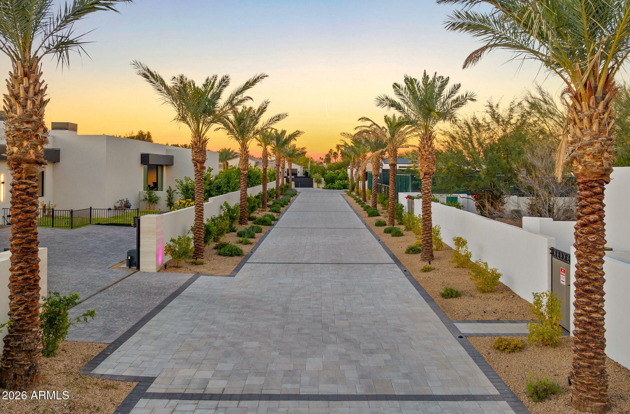 Hummingbird Manor - Residential