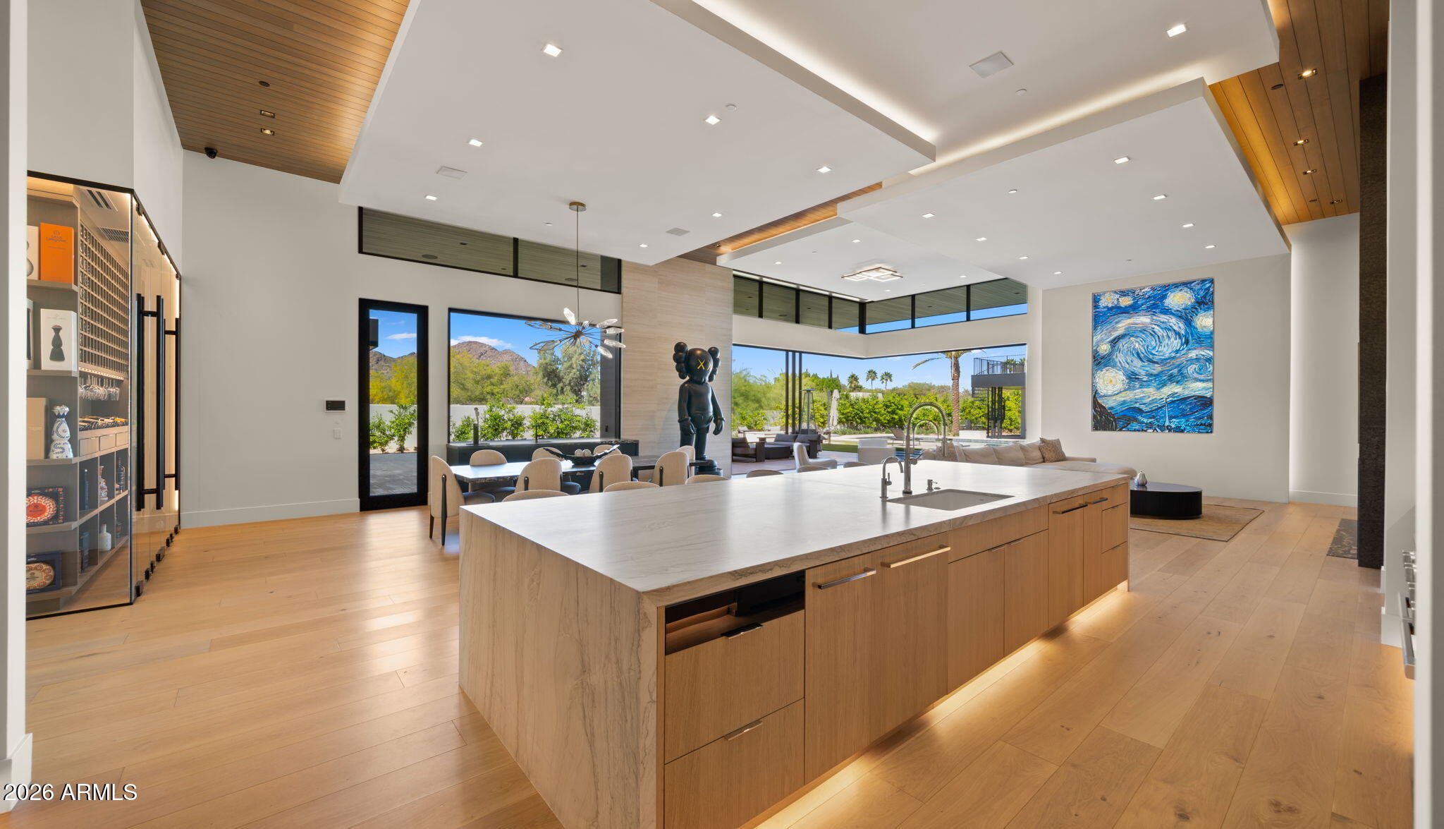 Hummingbird Manor - Residential