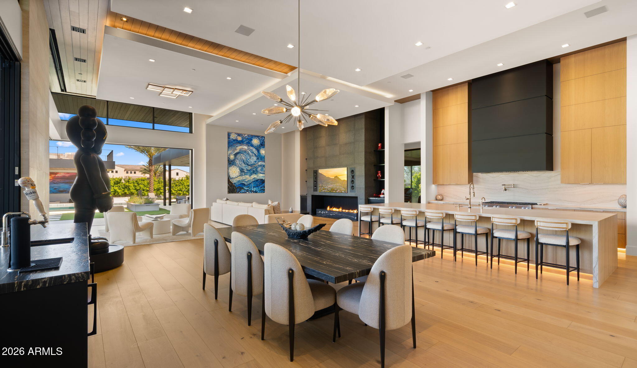 Hummingbird Manor - Residential