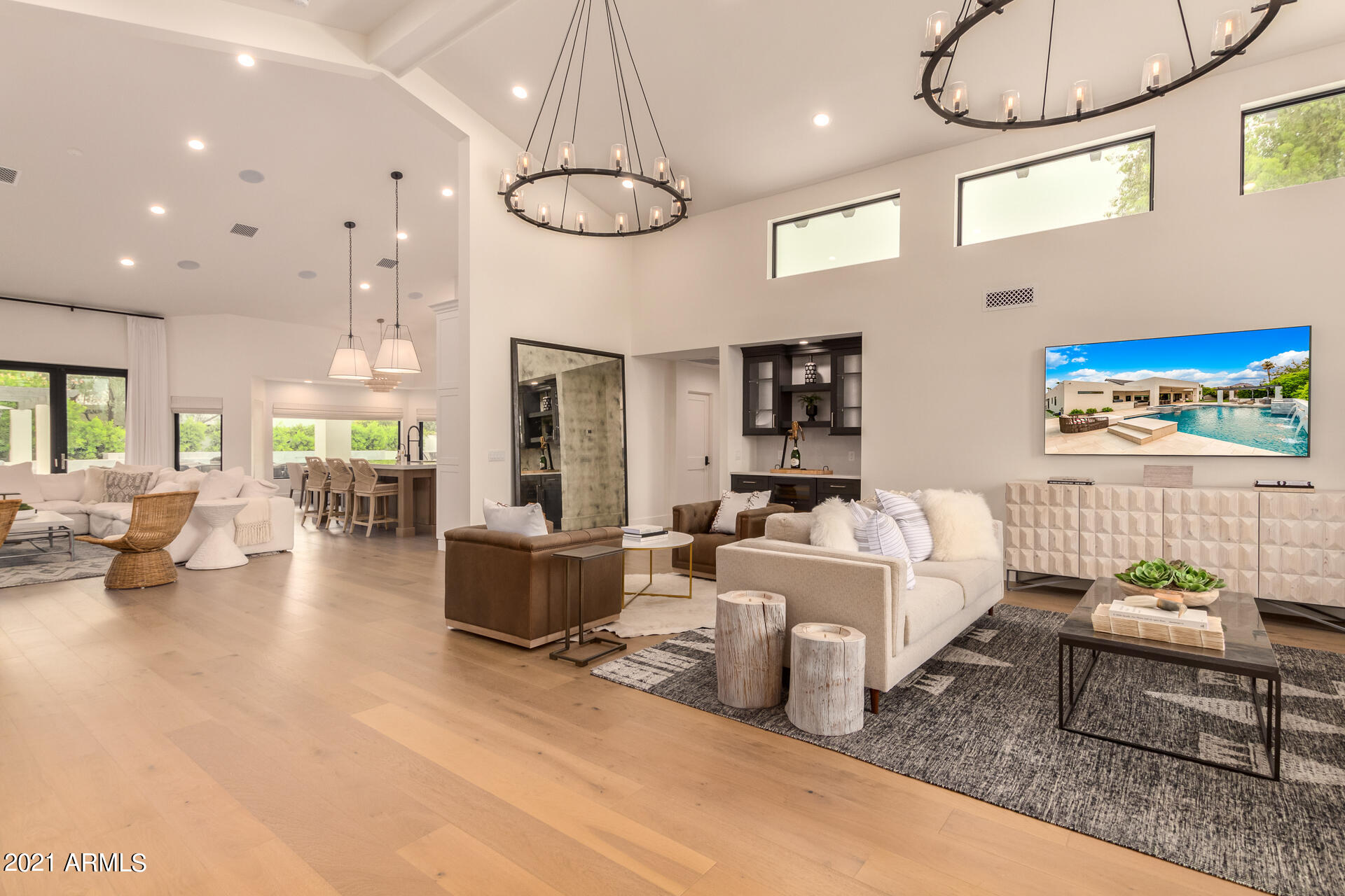 Del Prado - Residential
