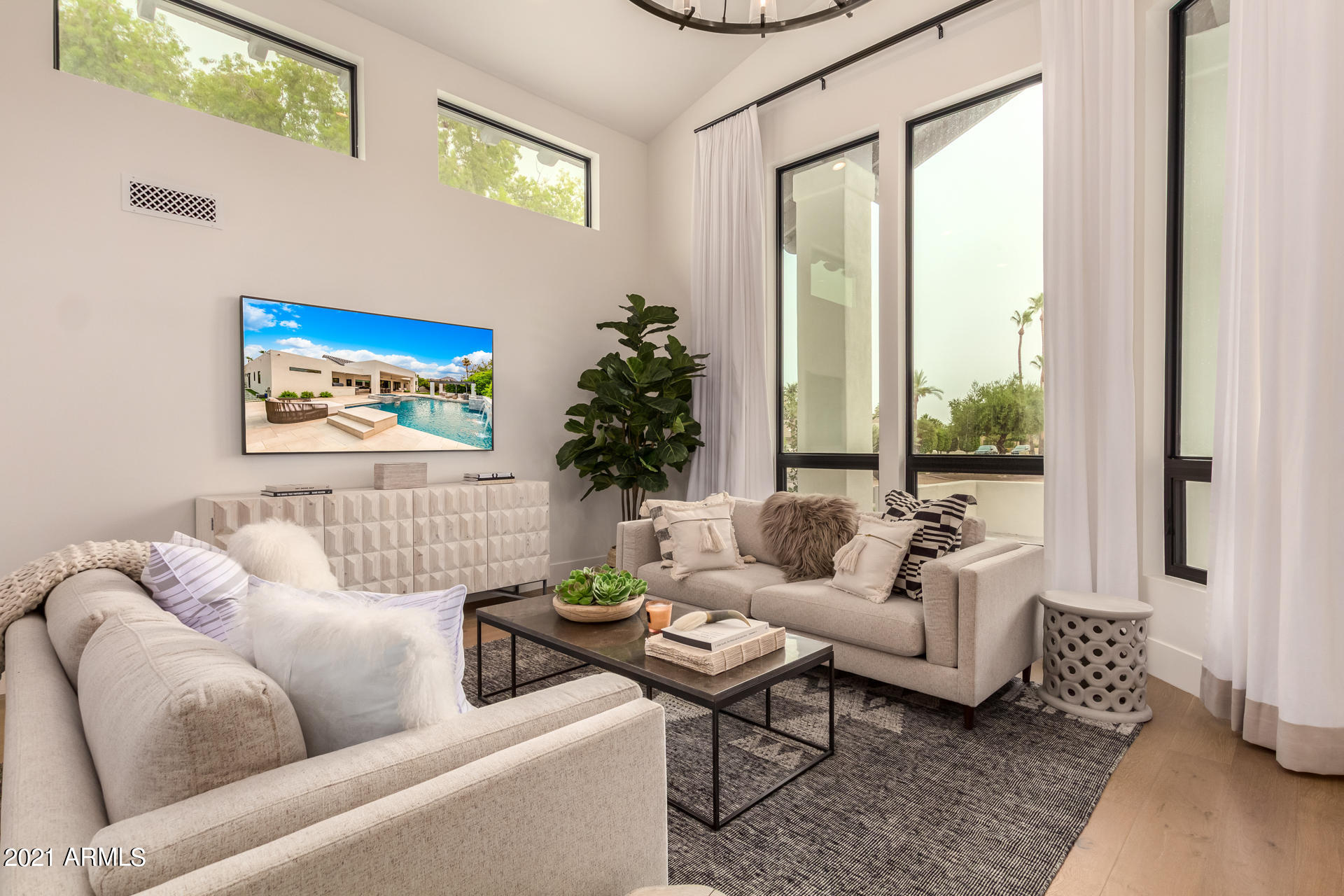 Del Prado - Residential