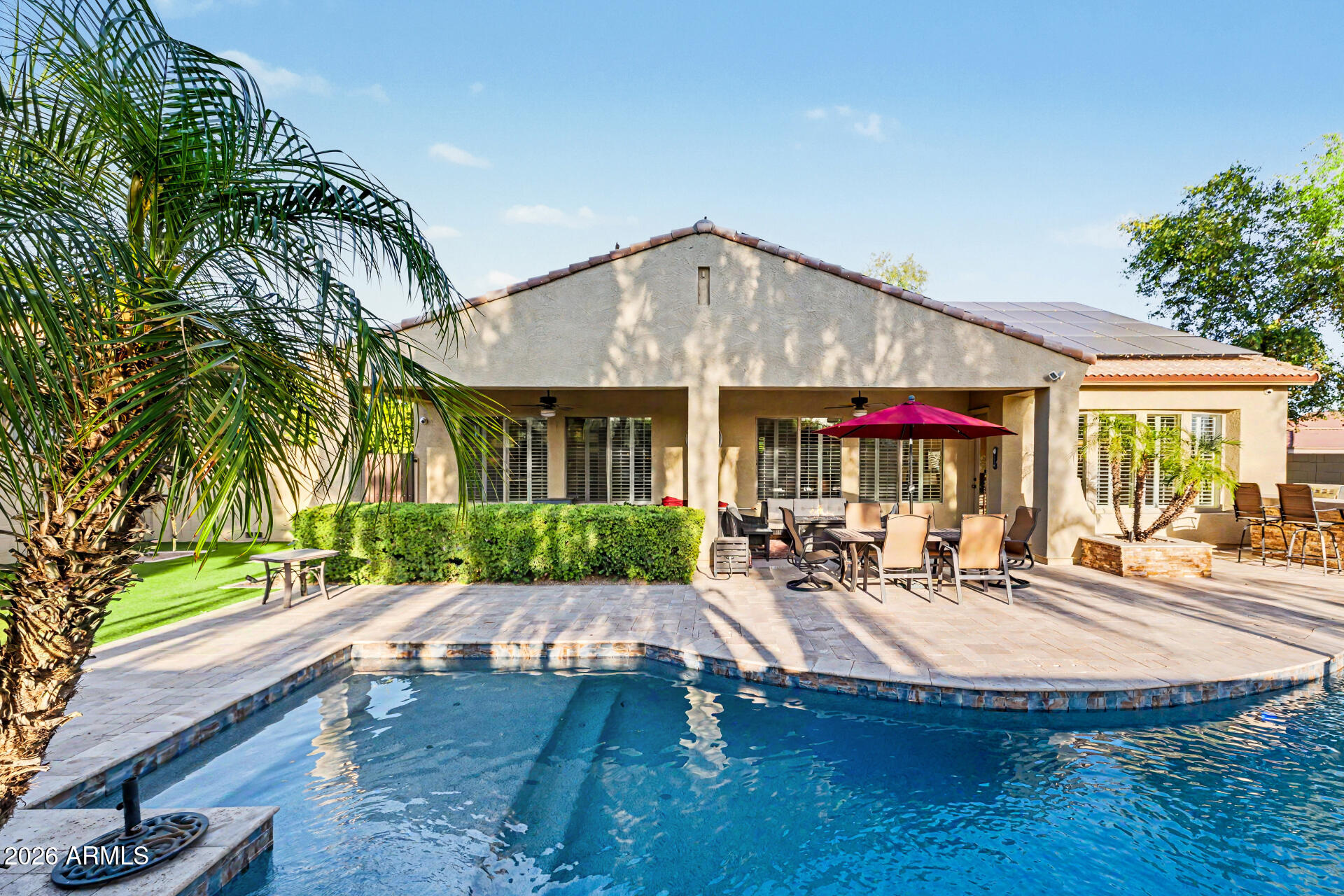 DREAMING SUMMIT - Residential