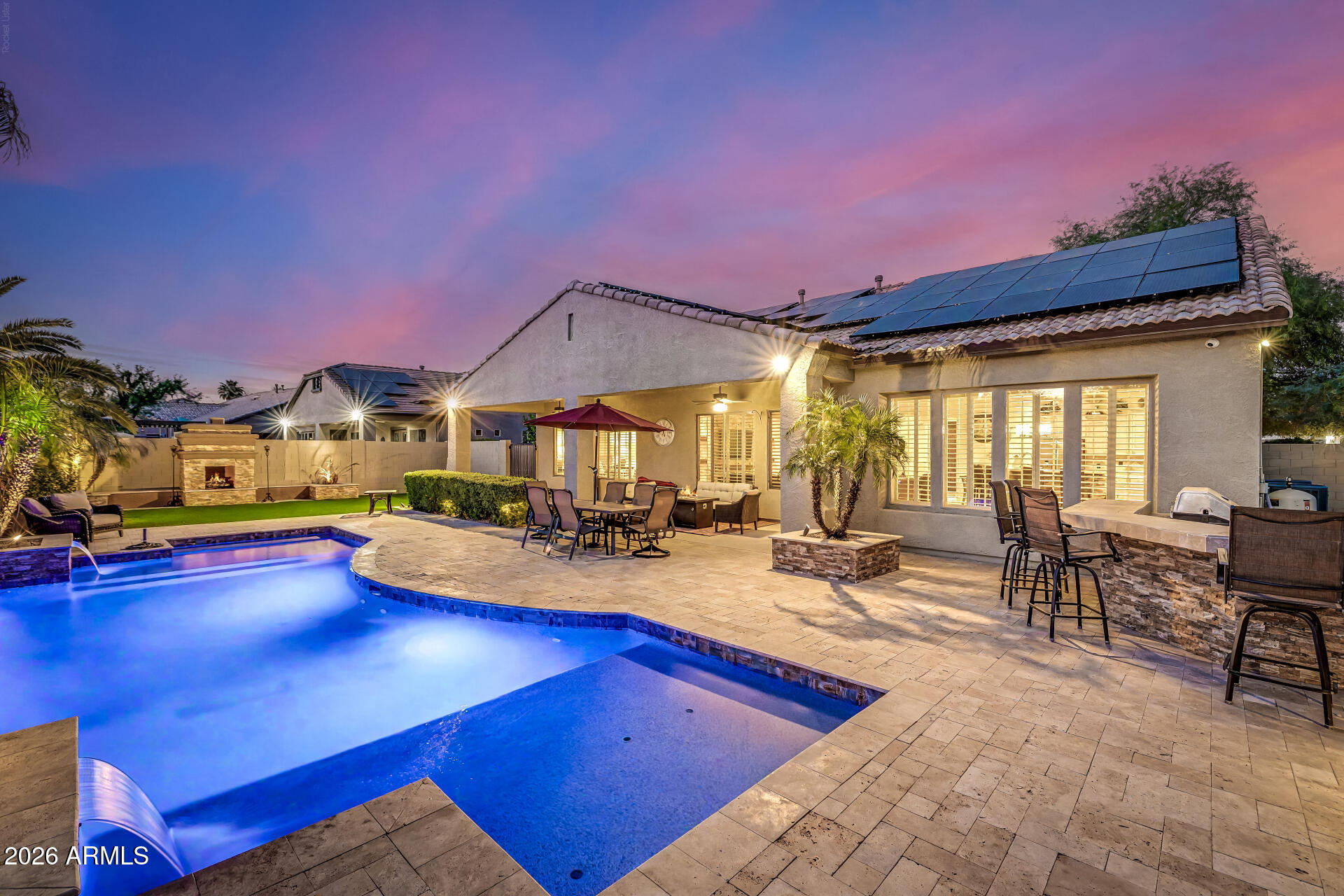 DREAMING SUMMIT - Residential