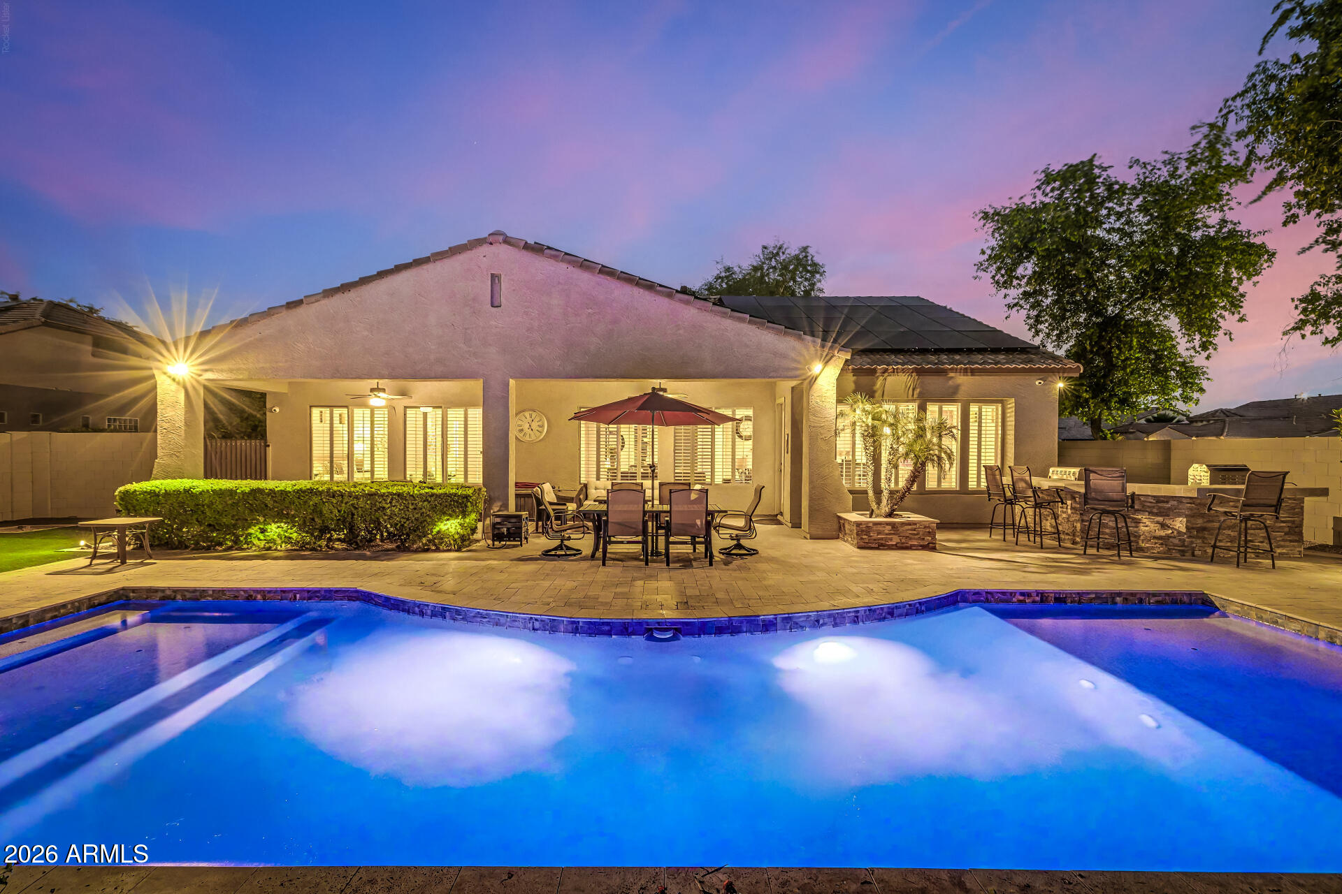 DREAMING SUMMIT - Residential