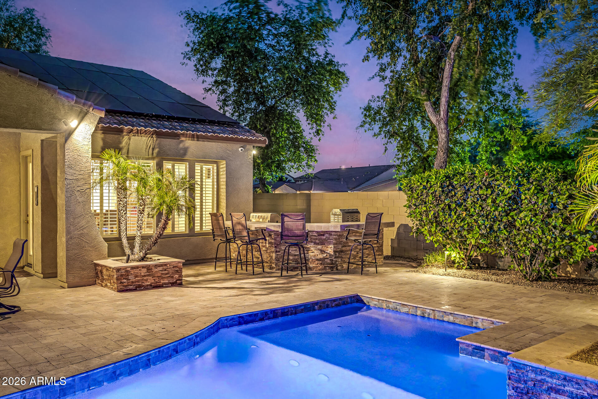 DREAMING SUMMIT - Residential