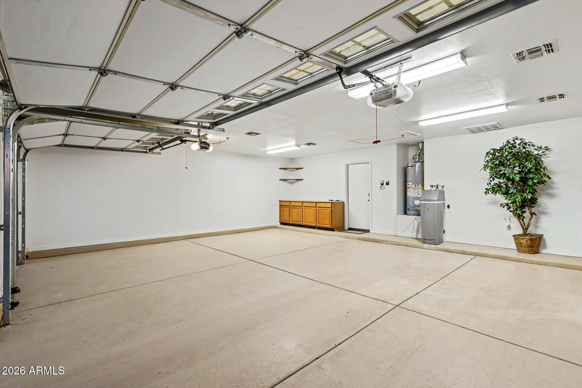 DREAMING SUMMIT - Residential