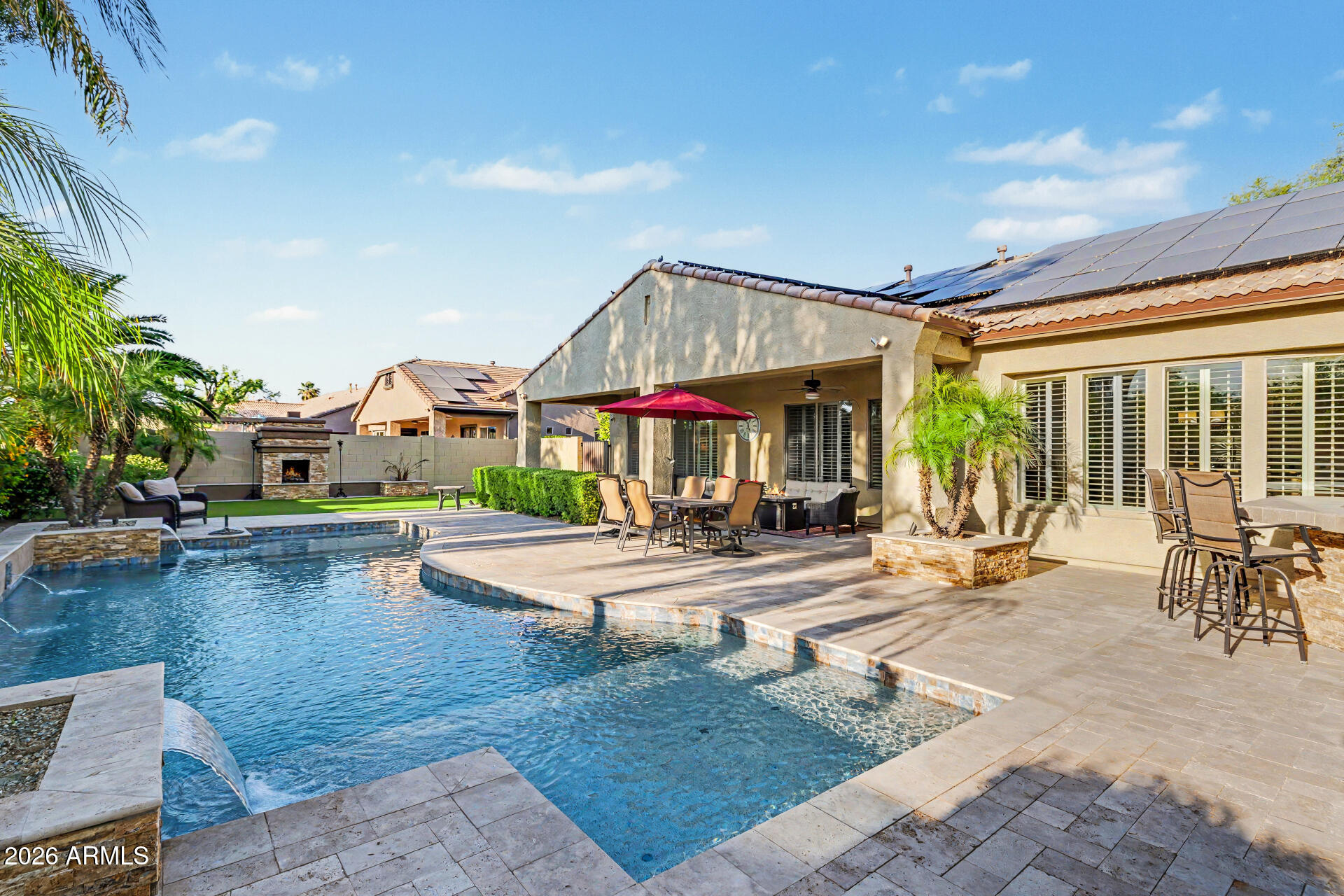 DREAMING SUMMIT - Residential