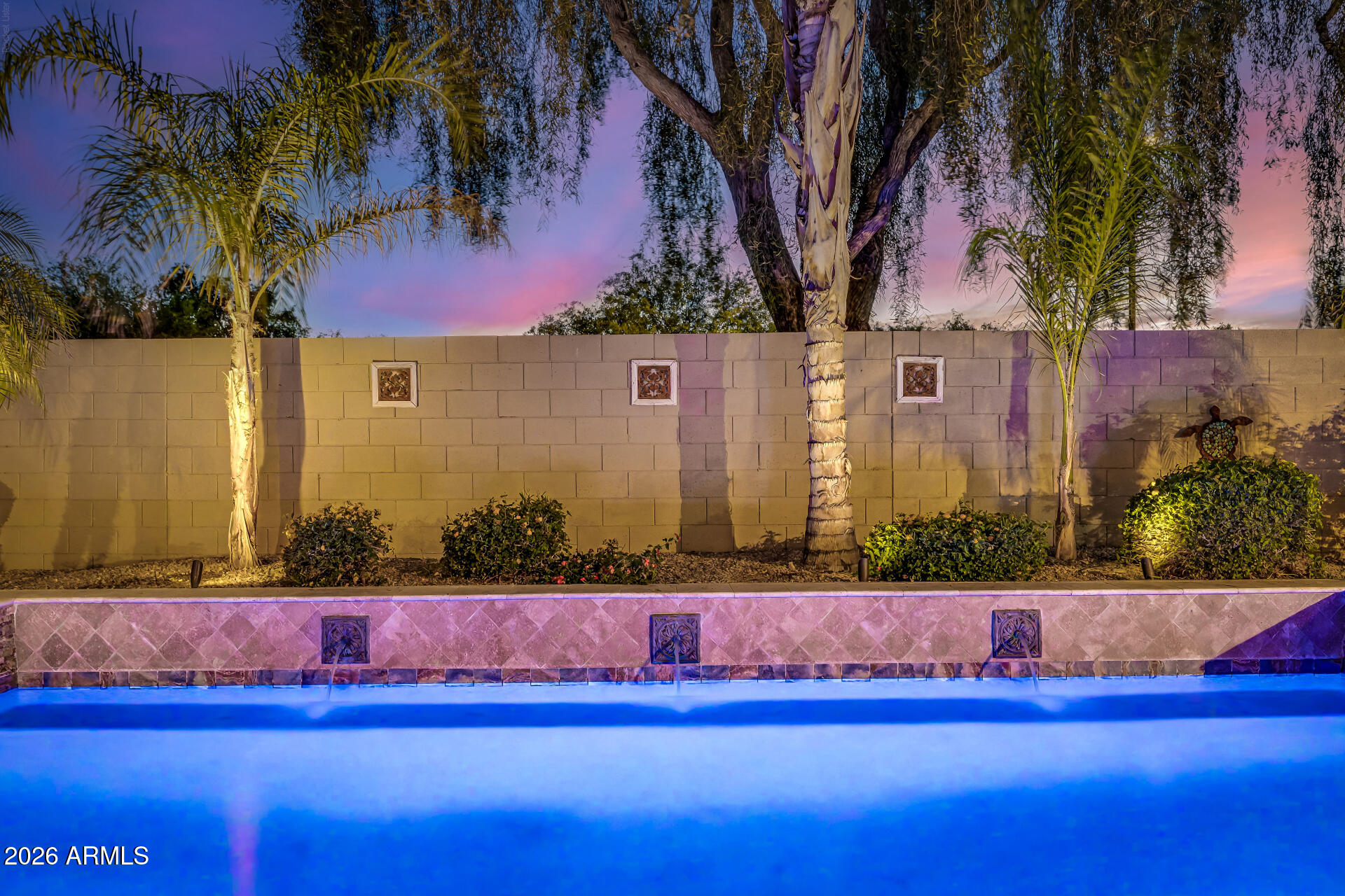 DREAMING SUMMIT - Residential