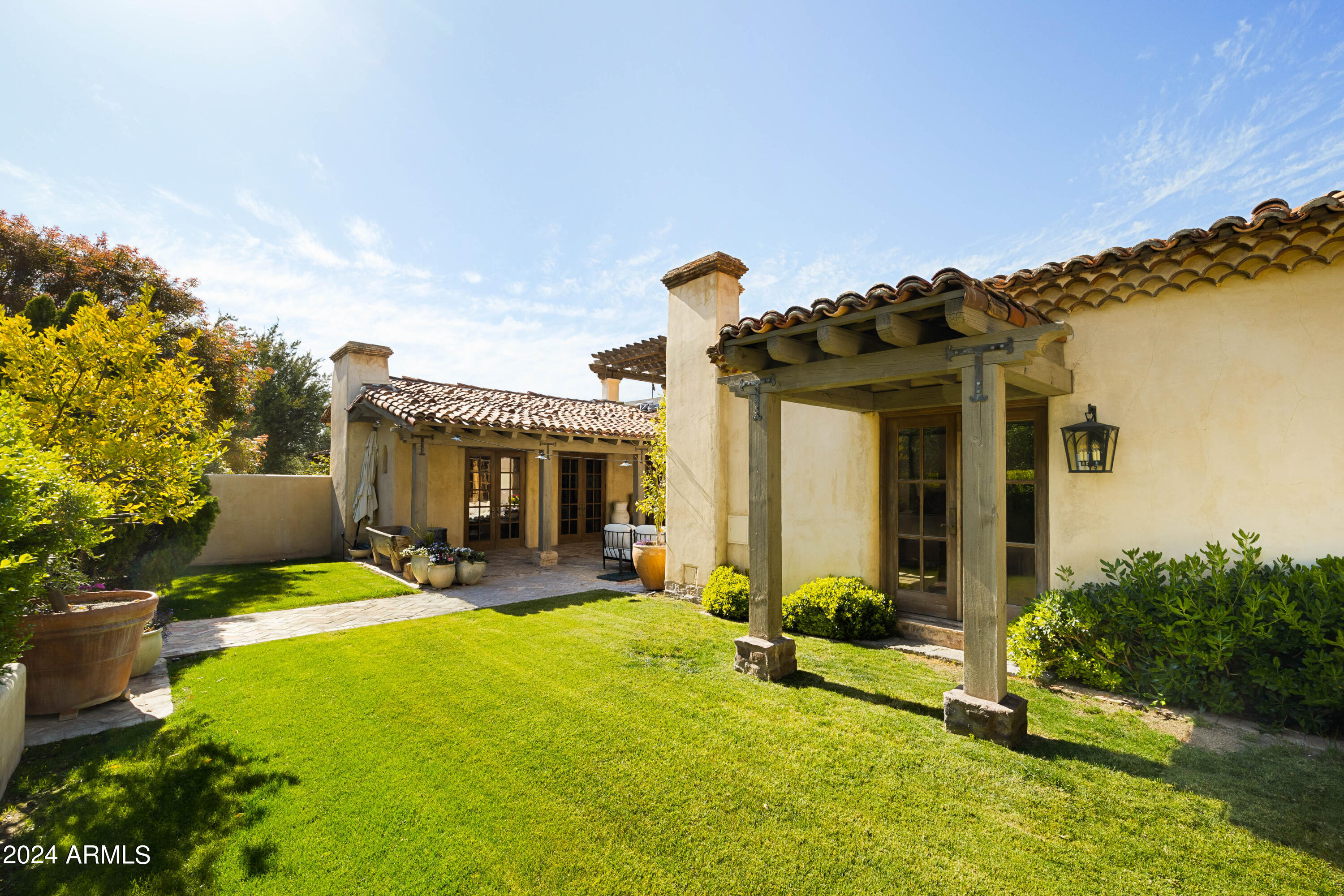 PARADISE HILLS LOT 68-99 - Residential