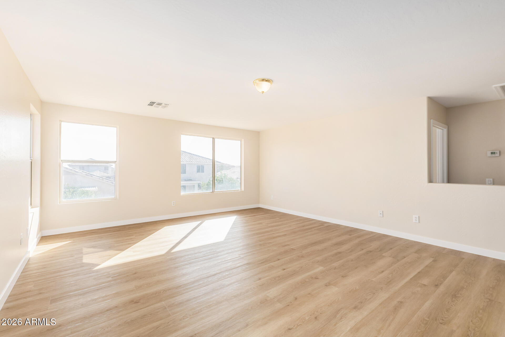 SUNDIAL 4 UNIT 1 REPLAT - Residential