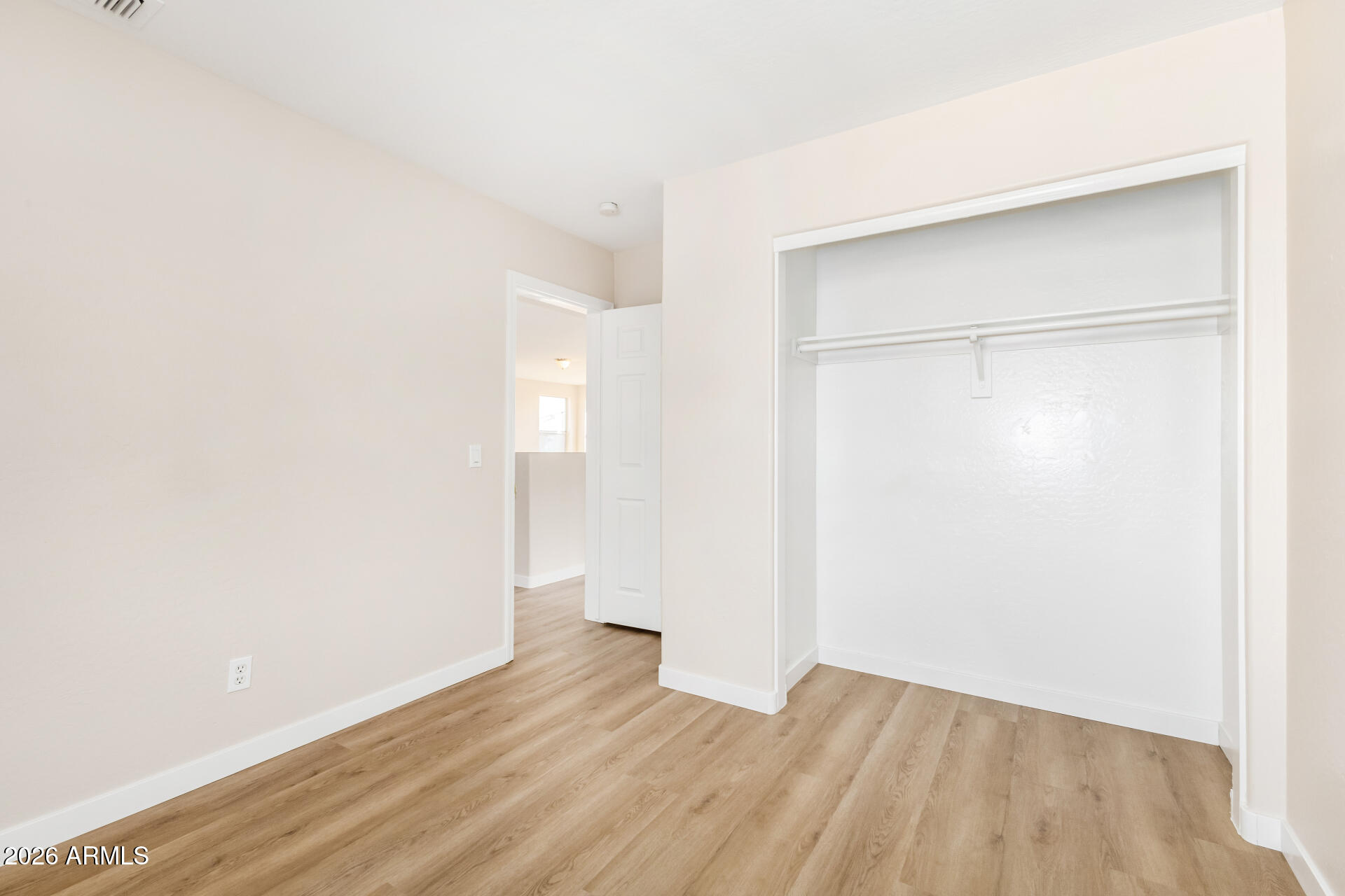 SUNDIAL 4 UNIT 1 REPLAT - Residential