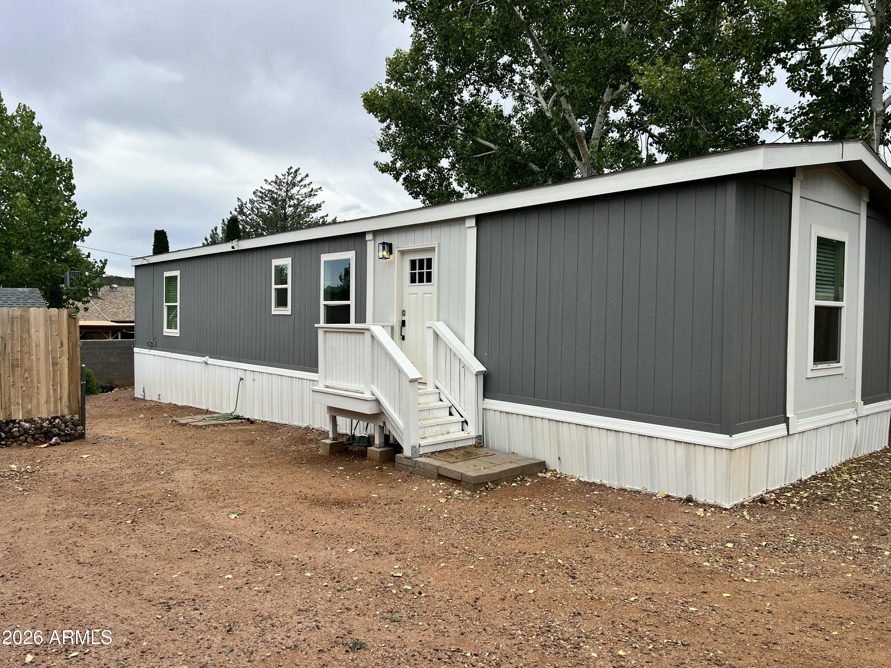 MESA DEL CABALLO TRACT 6 - Residential
