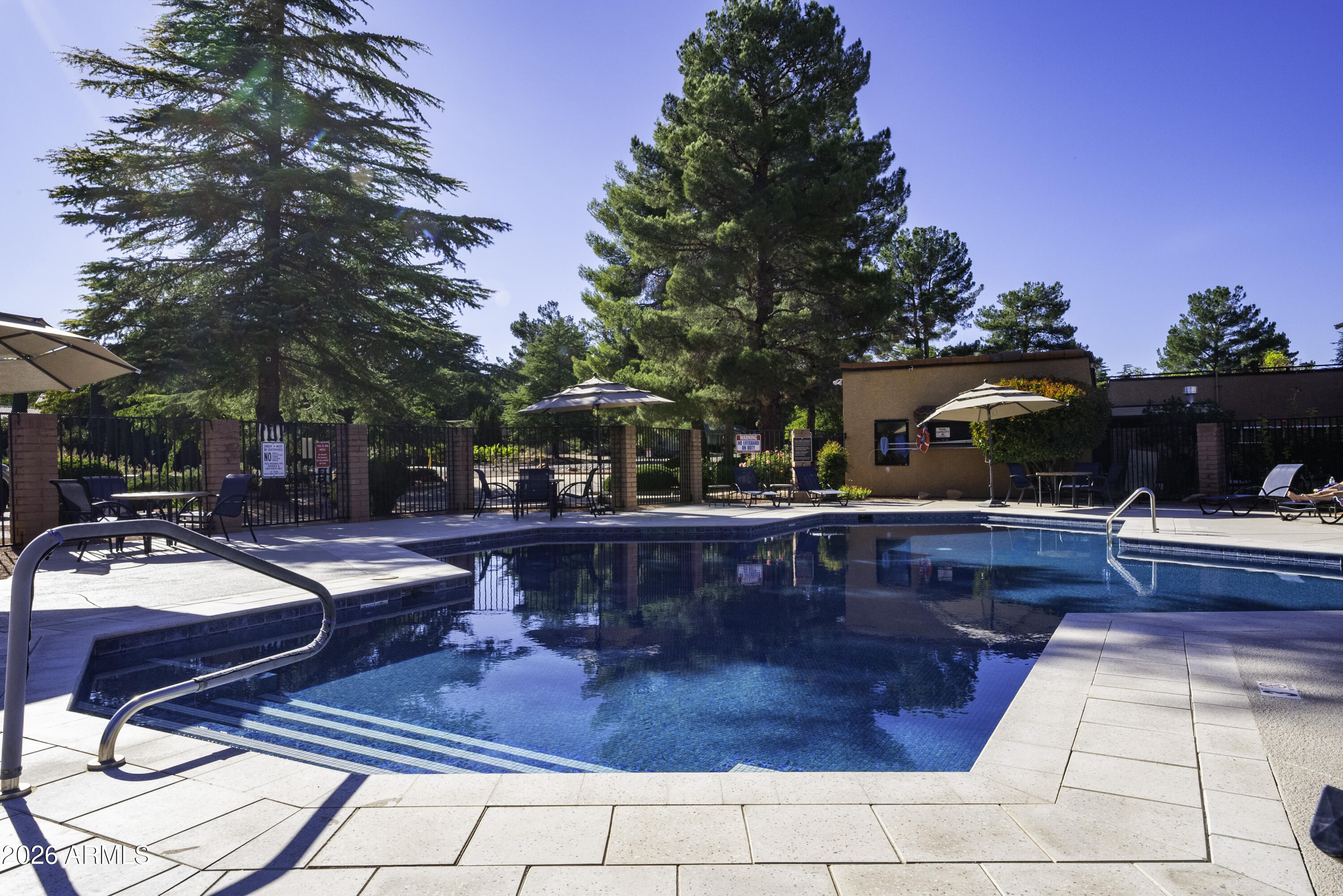 Oak Creek Estados - Residential