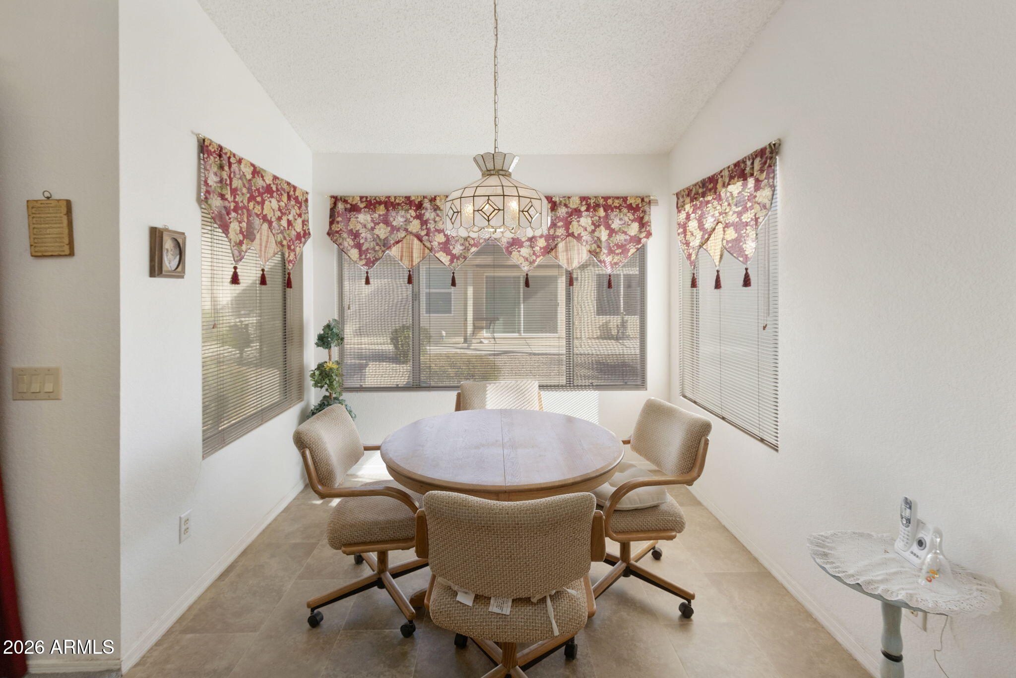 SUNBIRD UNIT TEN - Residential