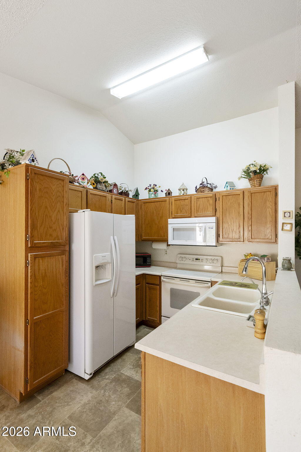 SUNBIRD UNIT TEN - Residential