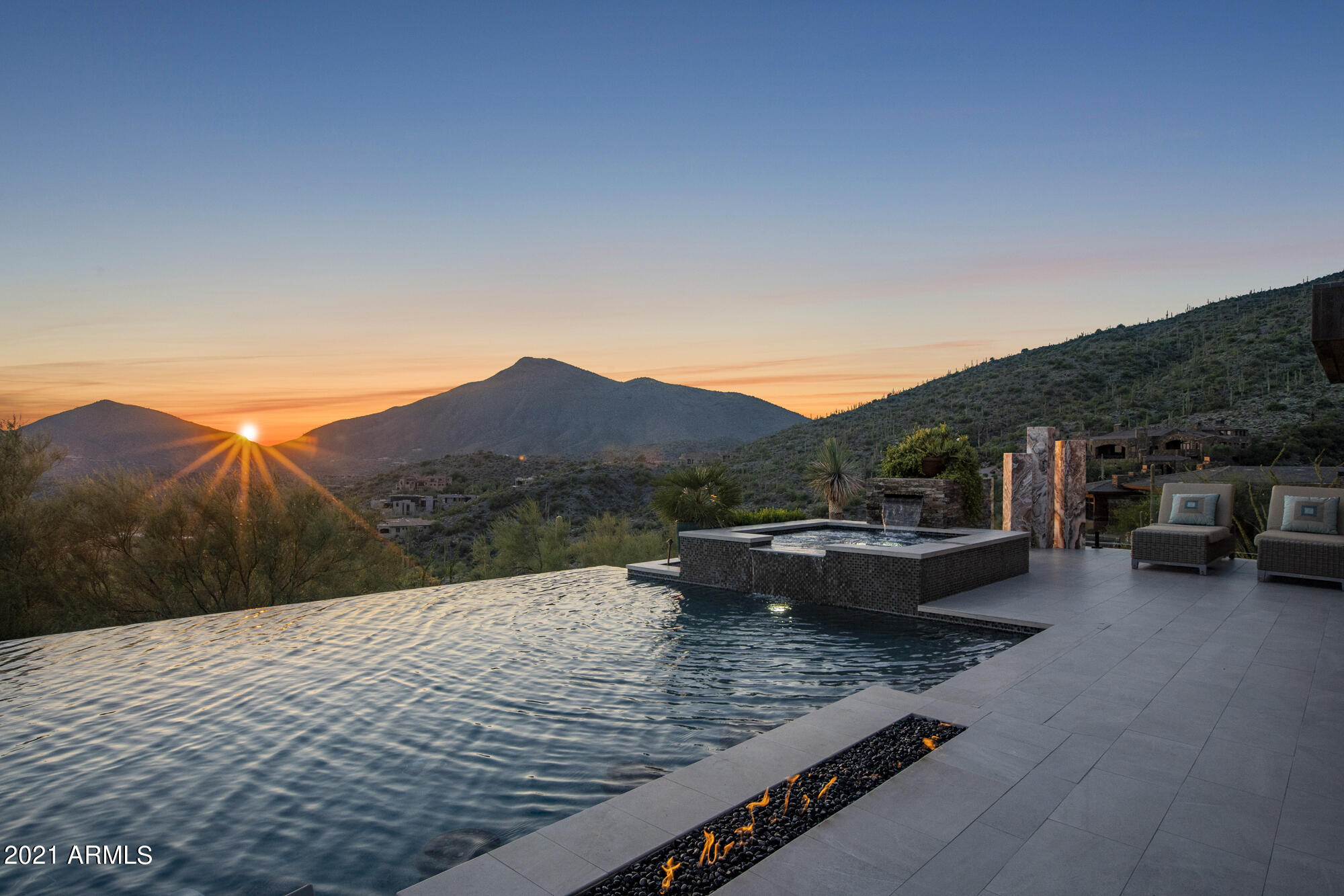 DESERT MOUNTAIN - Residential