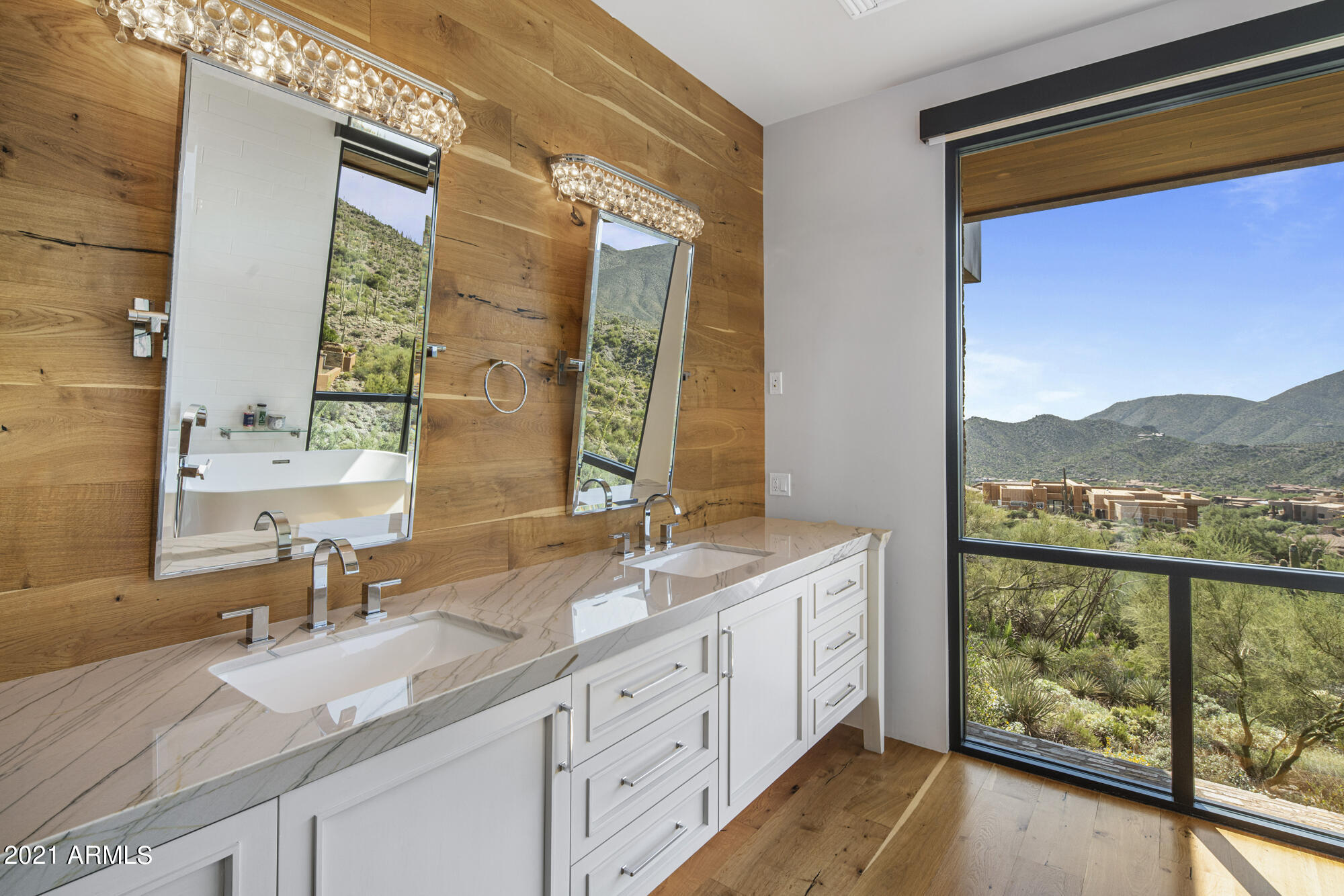 DESERT MOUNTAIN - Residential
