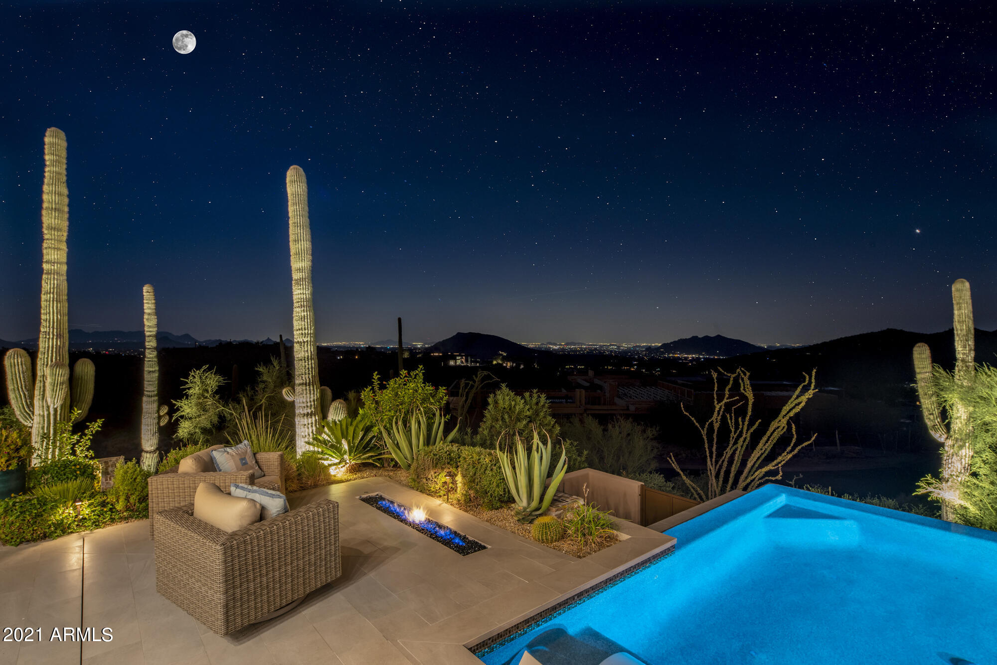 DESERT MOUNTAIN - Residential