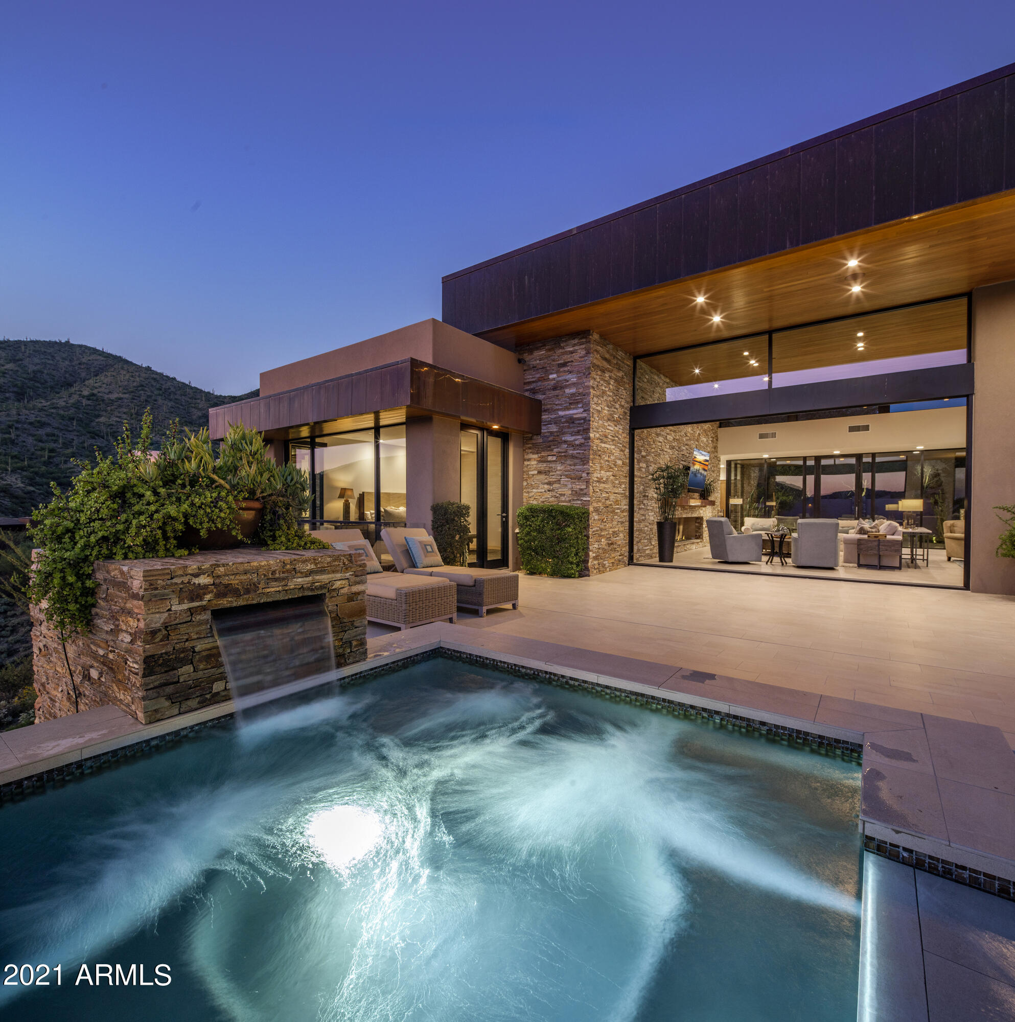 DESERT MOUNTAIN - Residential