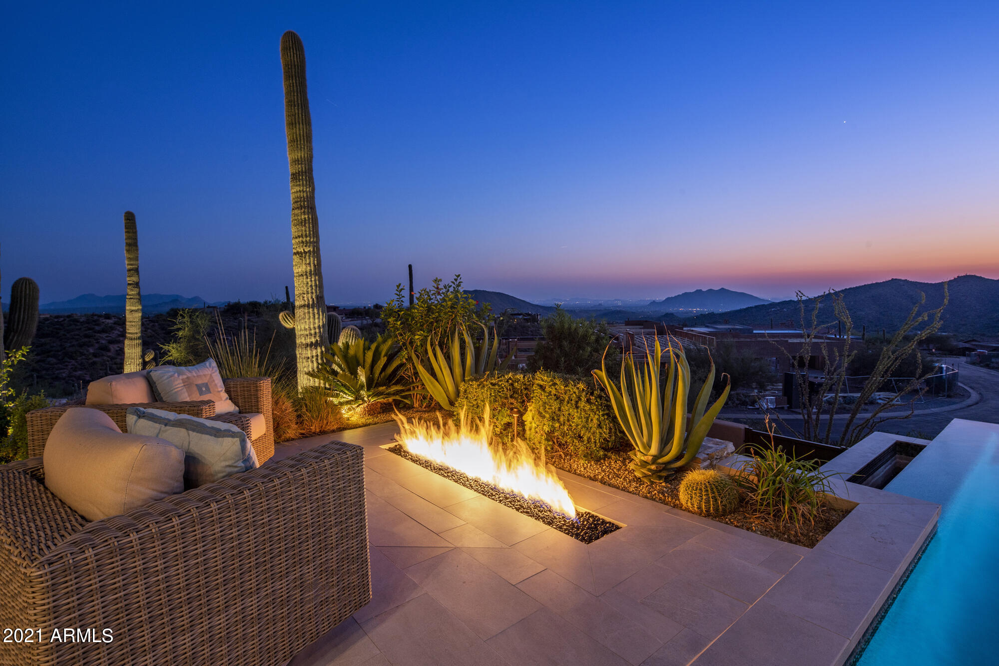 DESERT MOUNTAIN - Residential