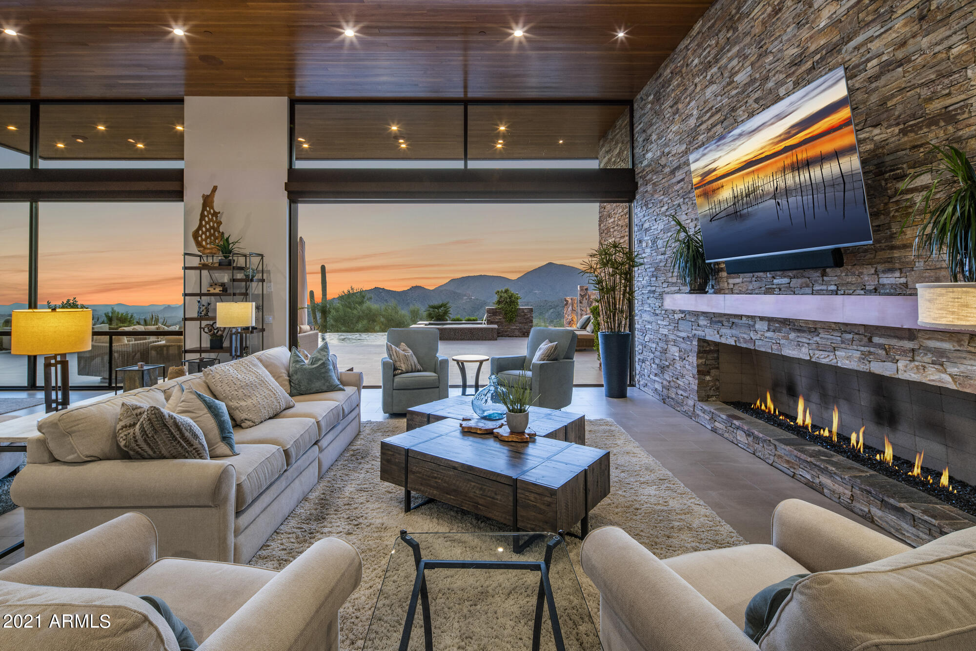 DESERT MOUNTAIN - Residential