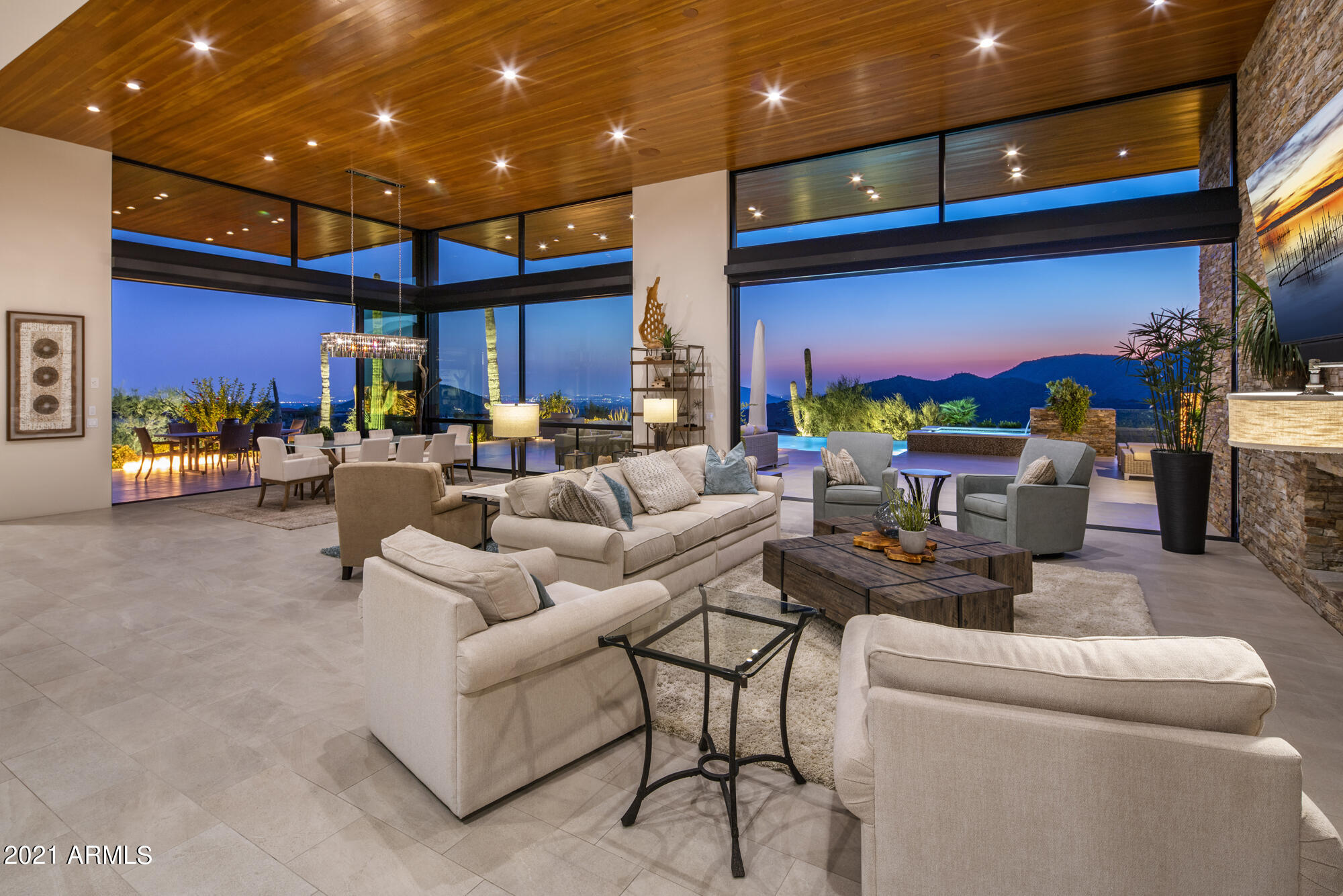DESERT MOUNTAIN - Residential