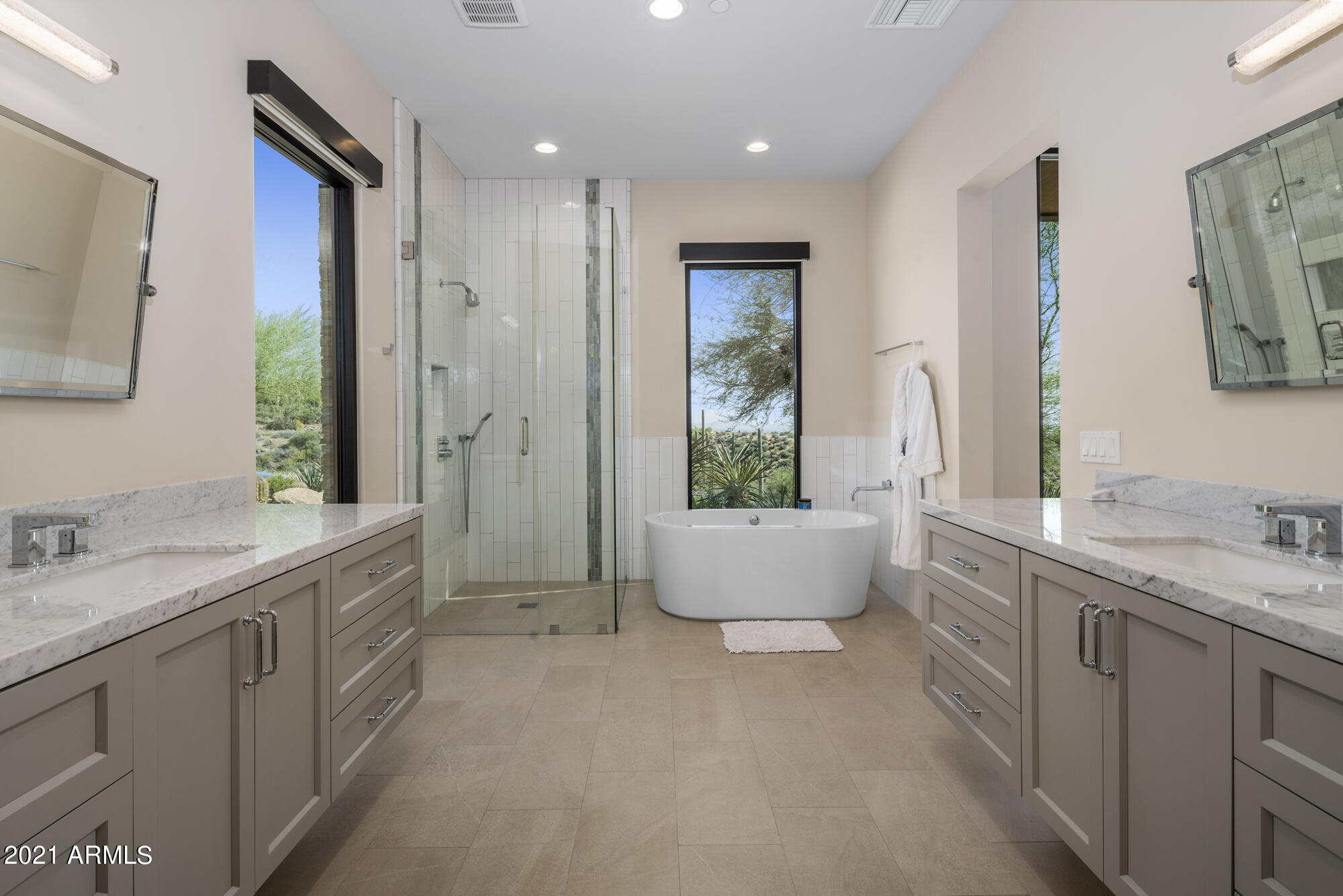 DESERT MOUNTAIN - Residential