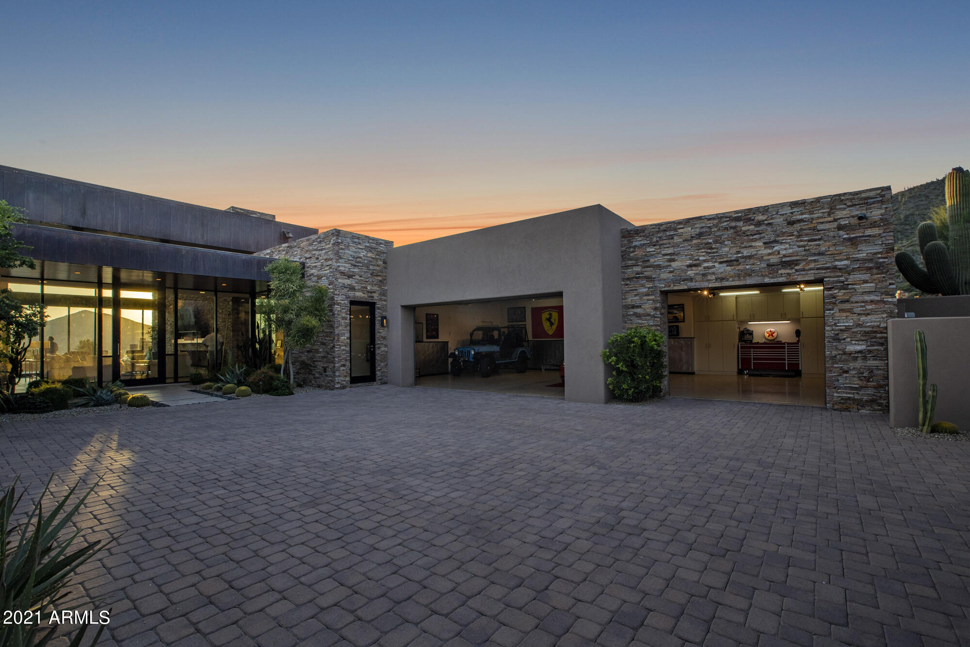 DESERT MOUNTAIN - Residential