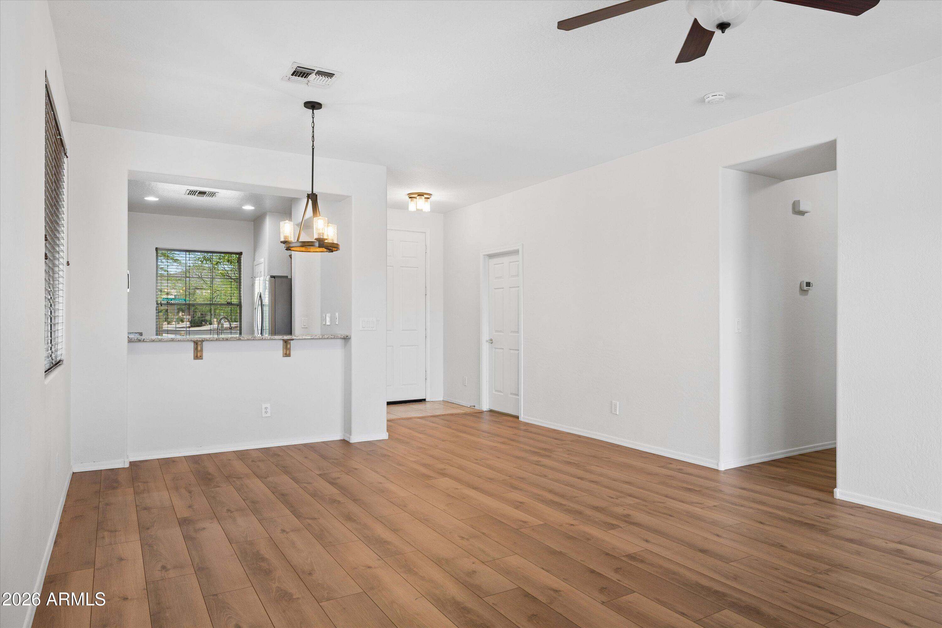 ANTHEM UNIT 35 - Residential
