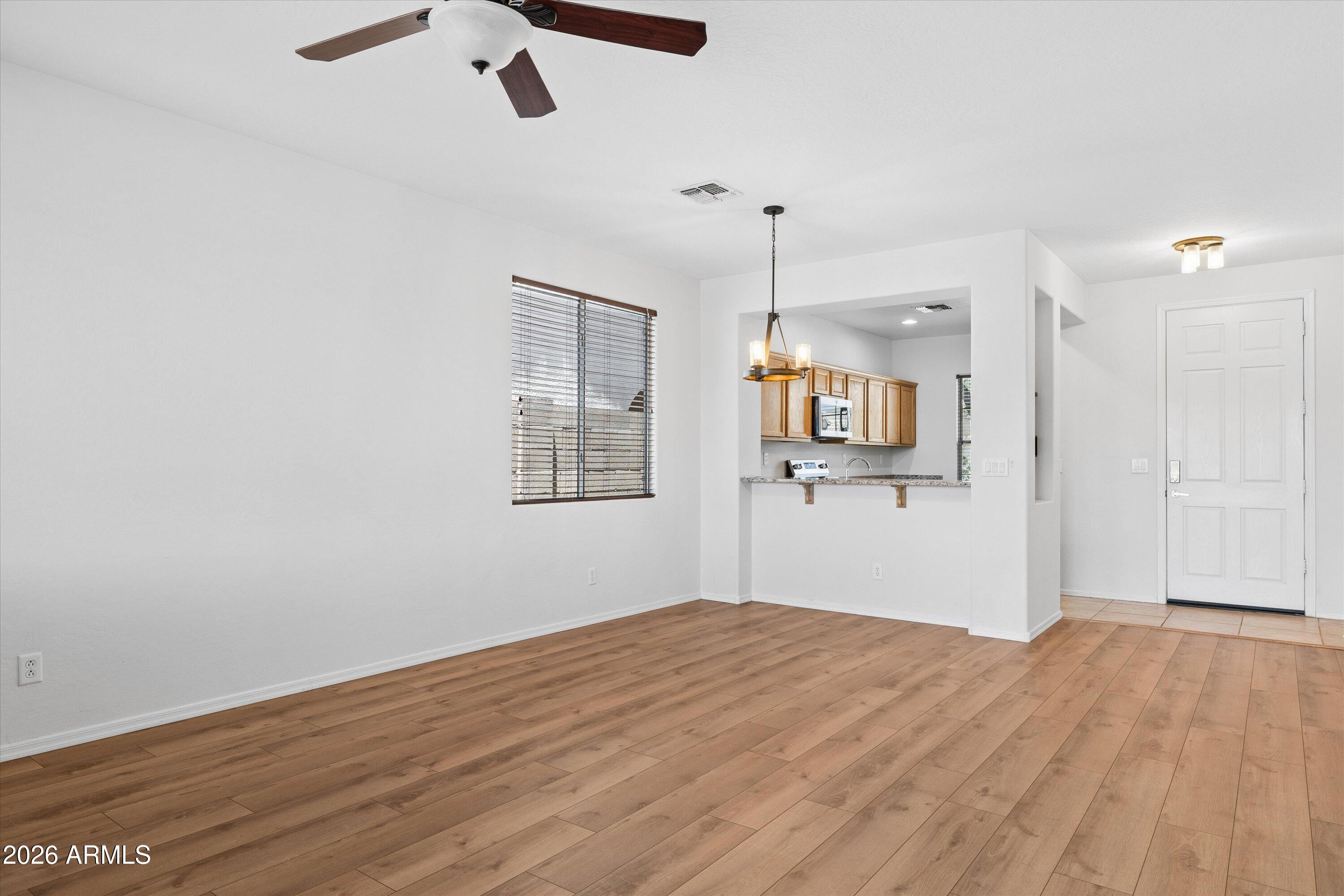ANTHEM UNIT 35 - Residential