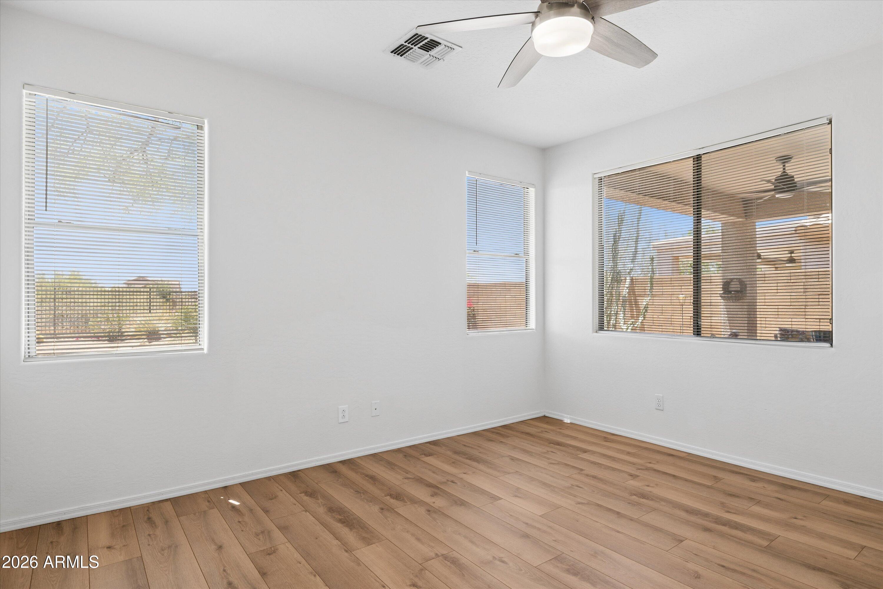ANTHEM UNIT 35 - Residential