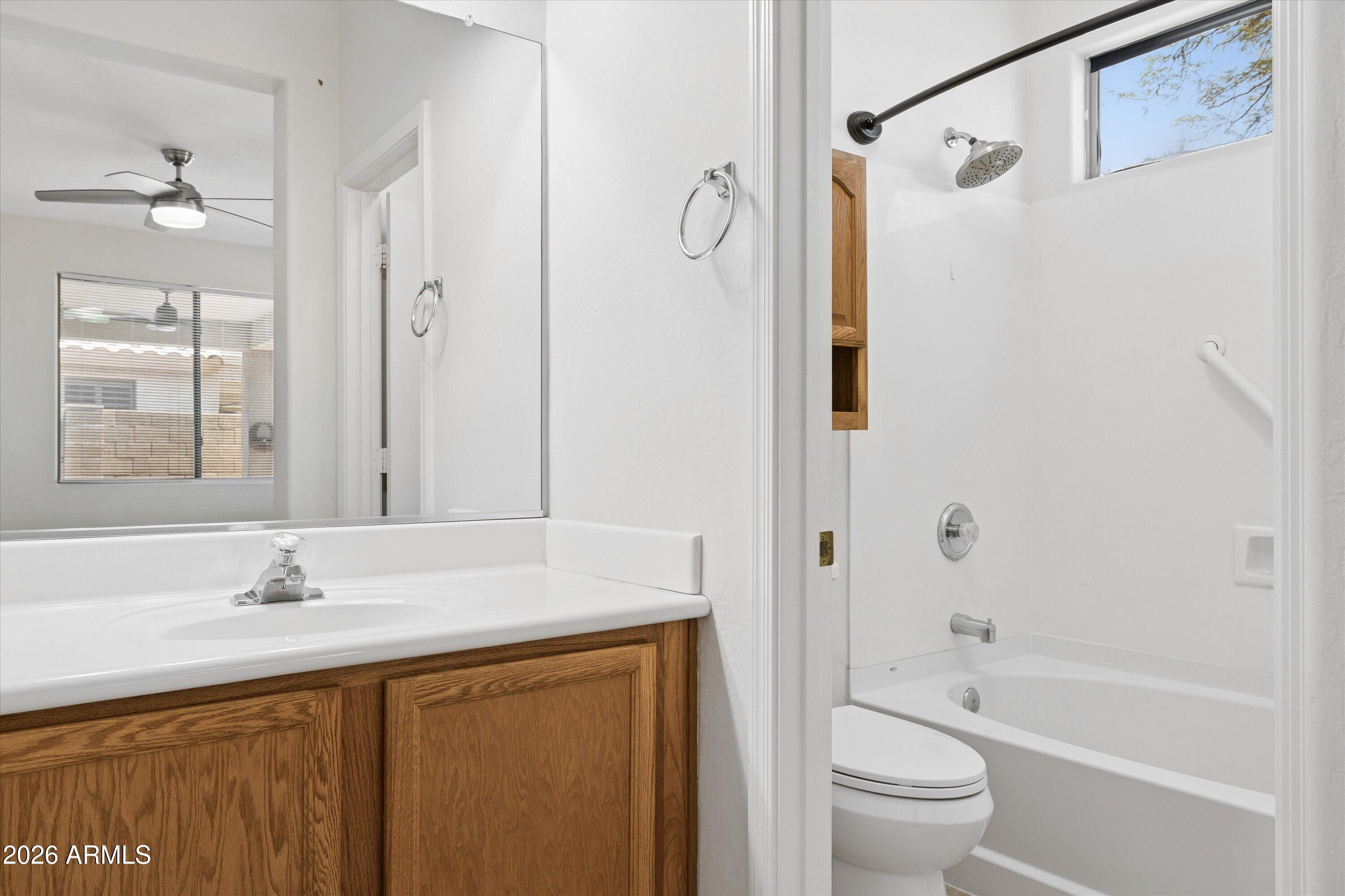 ANTHEM UNIT 35 - Residential