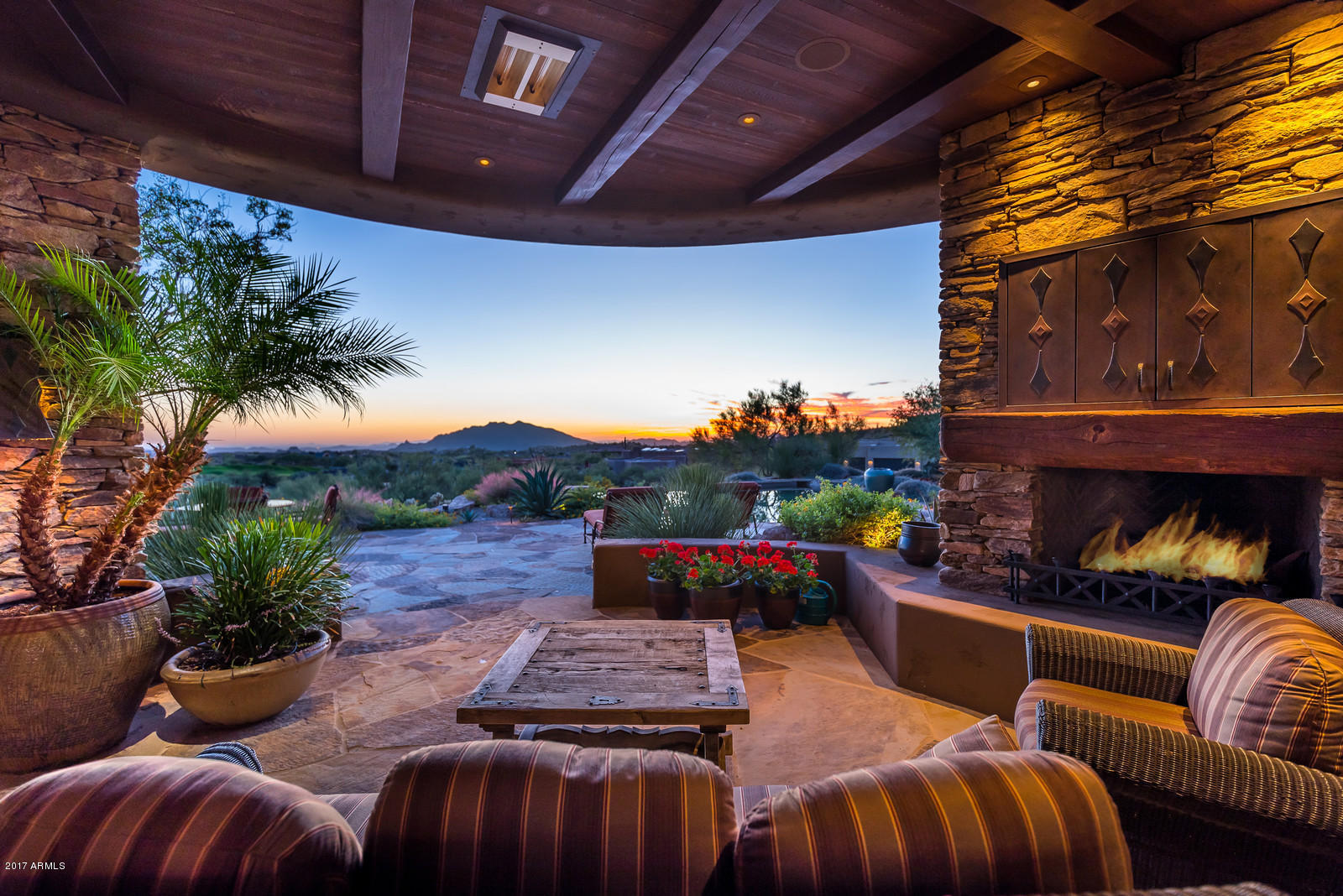 DESERT MOUNTAIN - Residential