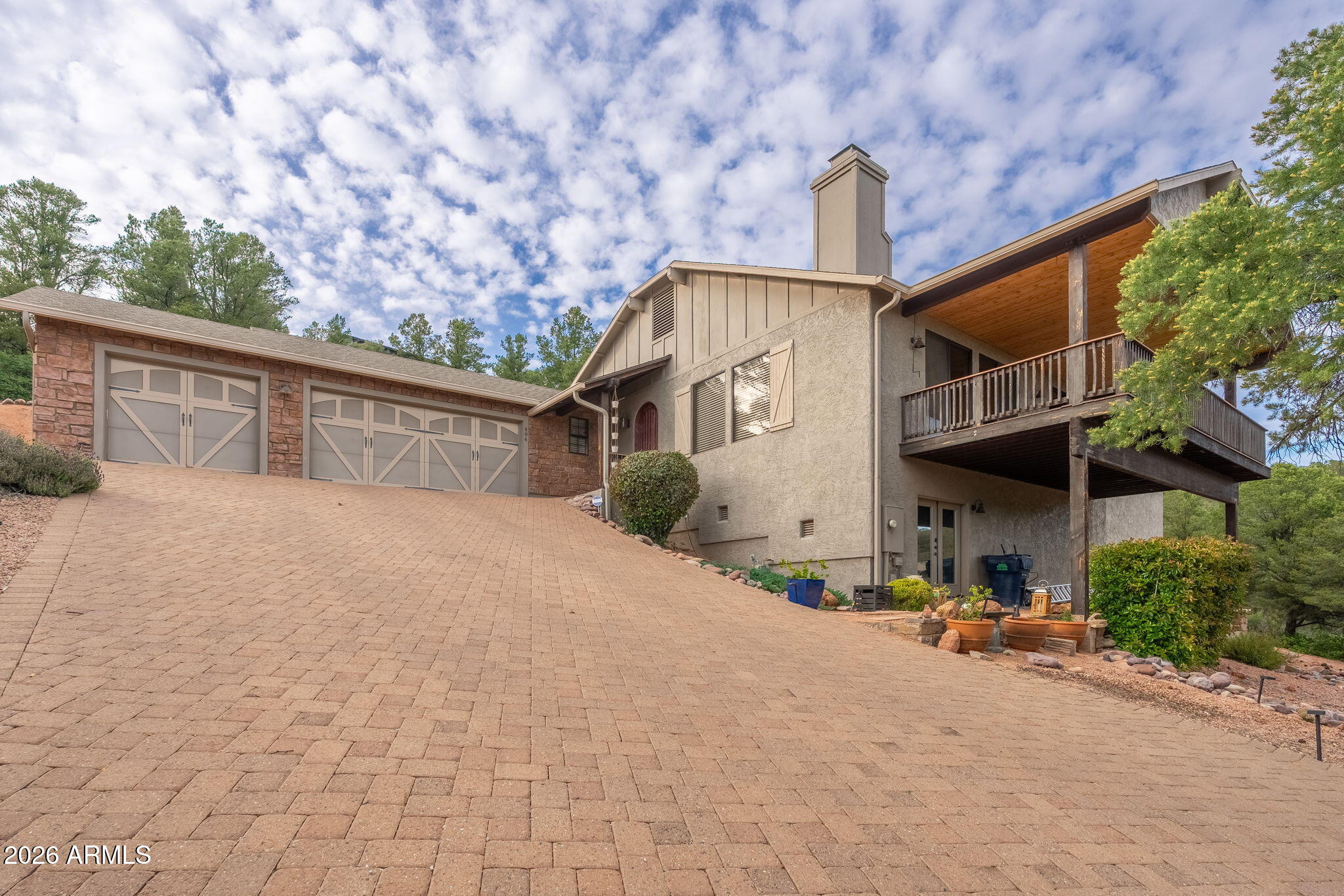 WOODHILL 2 - Residential