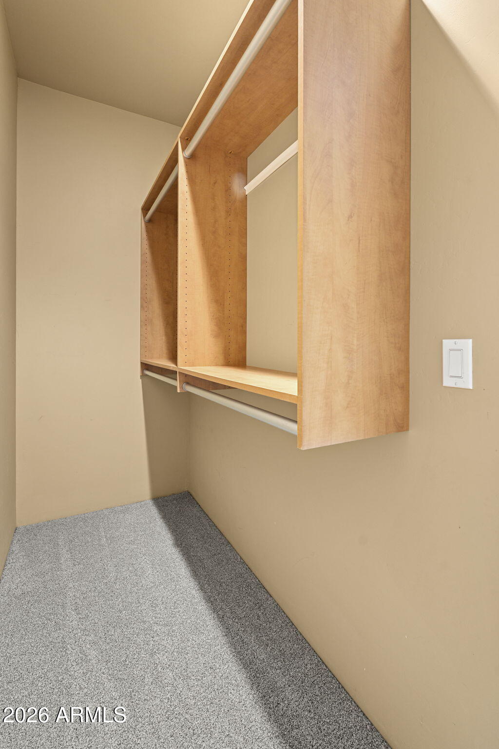 WOODHILL 2 - Residential