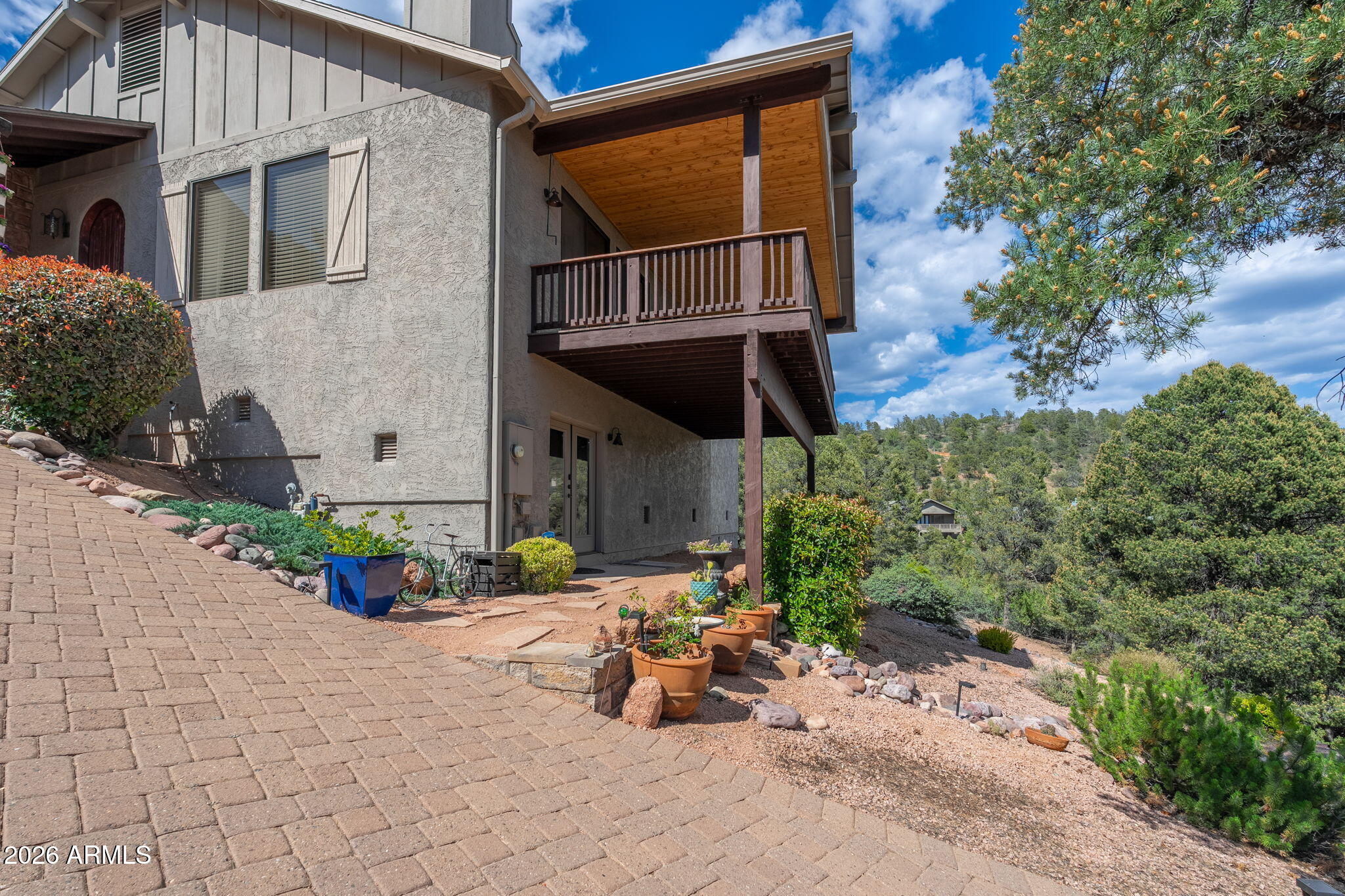 WOODHILL 2 - Residential