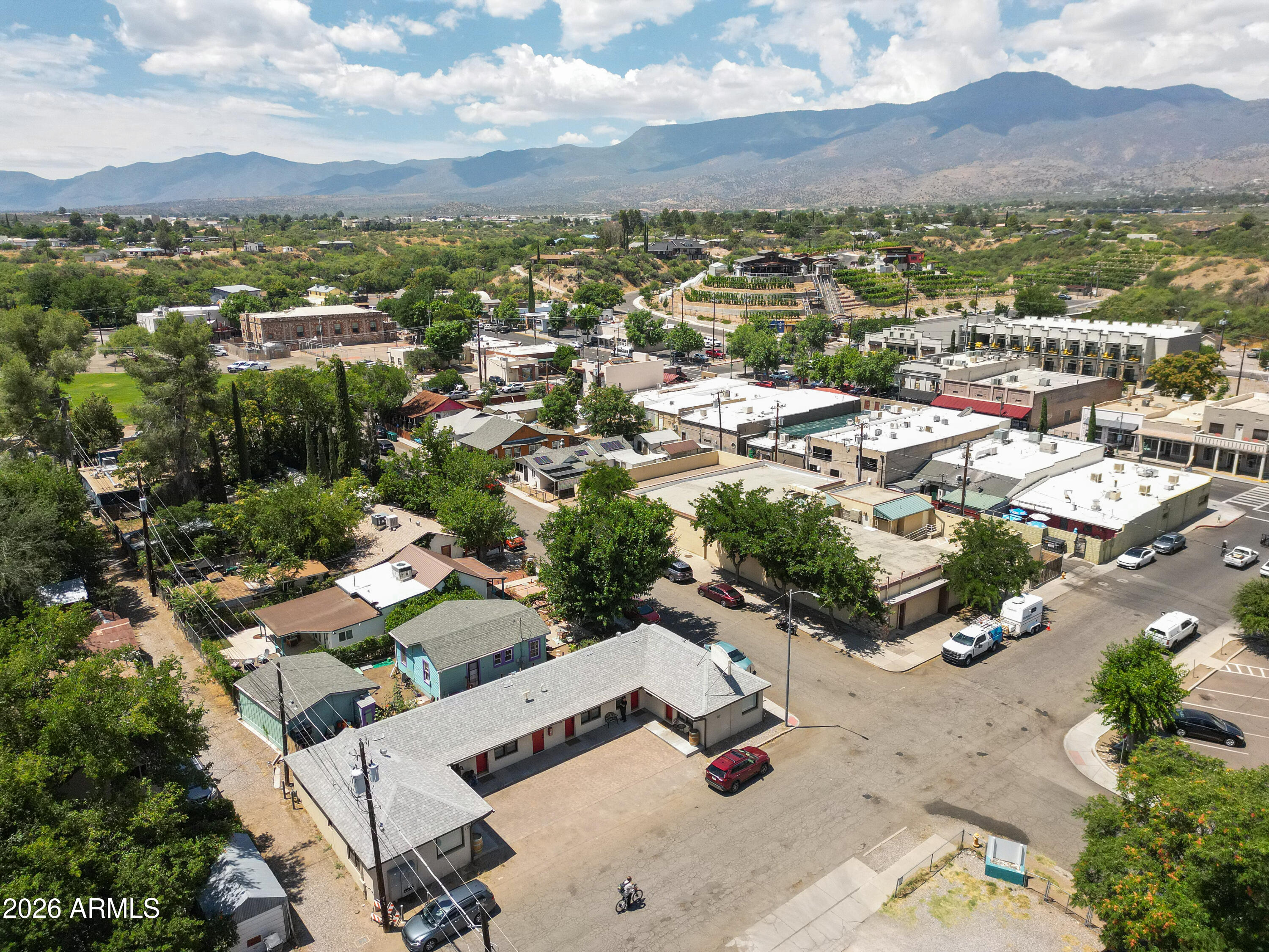 COTTONWOOD ADD LOT 8 BLK 2 - Commercial Sale