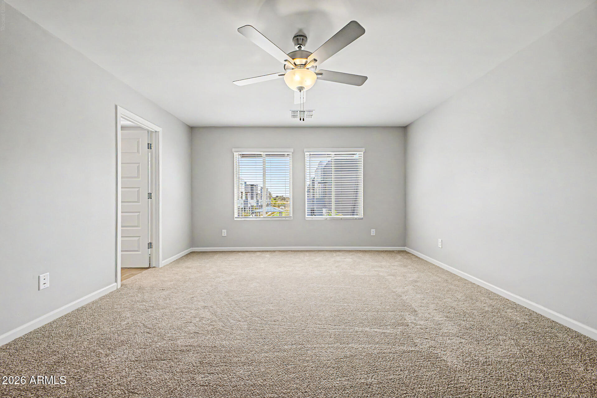 COMMONWEALTH LOFTS - Residential Lease