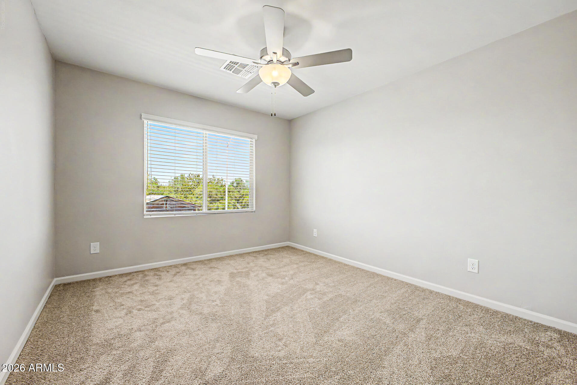 COMMONWEALTH LOFTS - Residential Lease