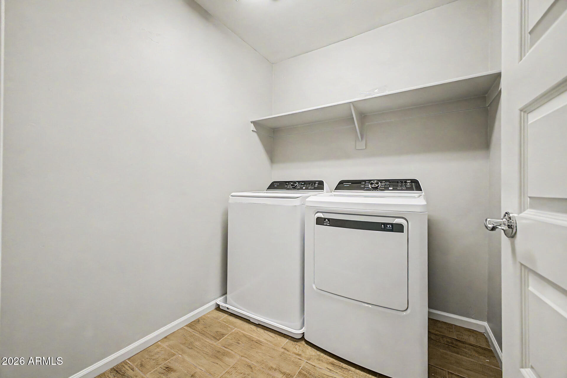 COMMONWEALTH LOFTS - Residential Lease