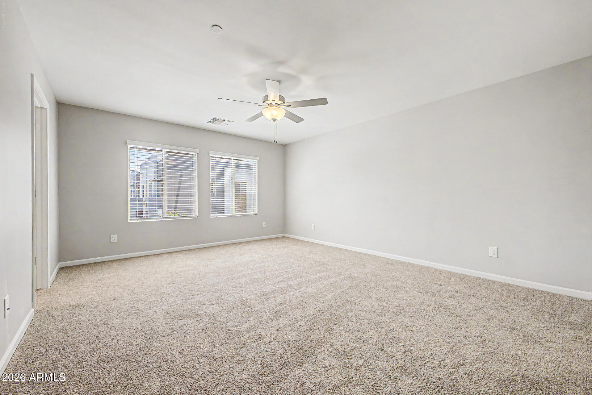 COMMONWEALTH LOFTS - Residential Lease