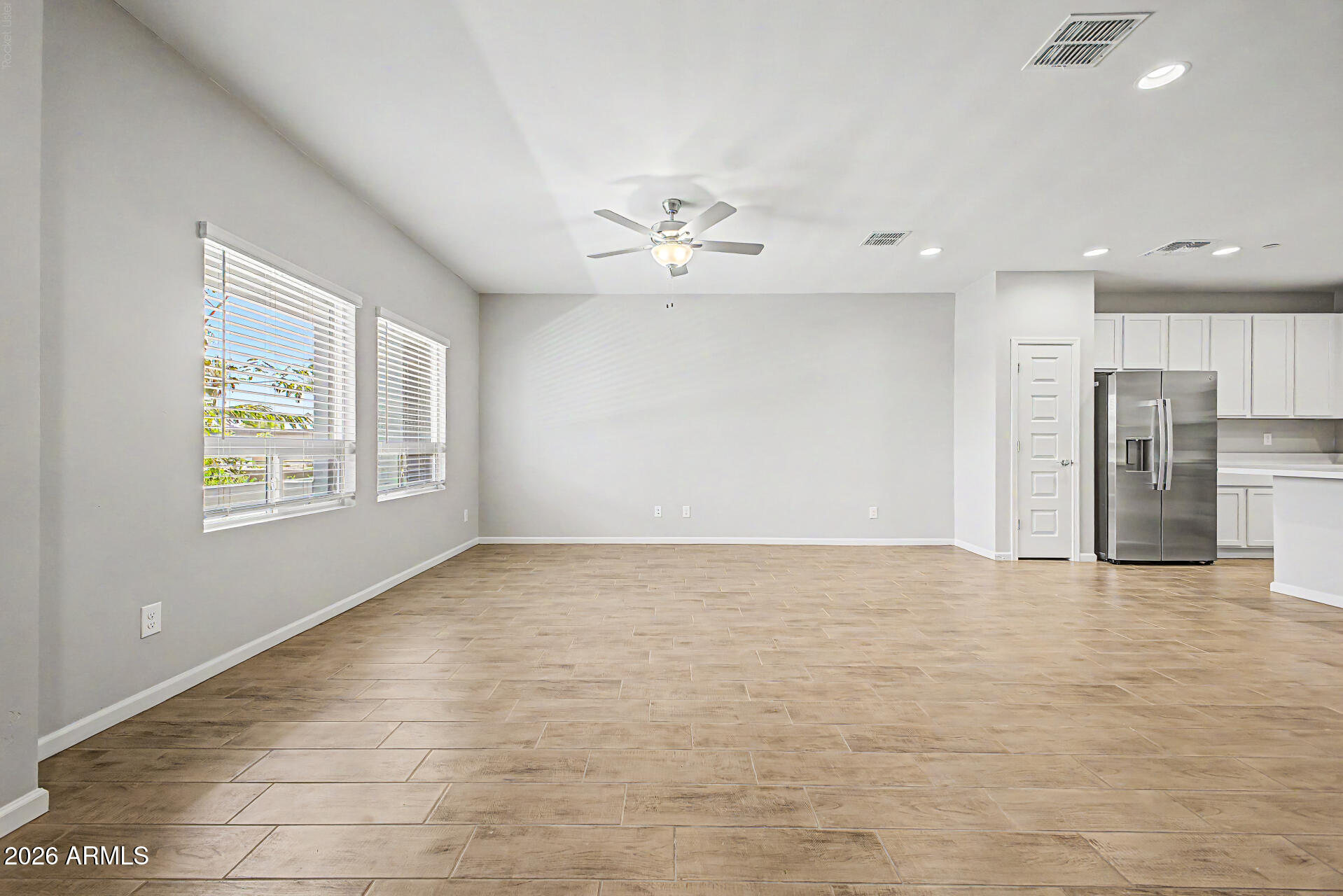 COMMONWEALTH LOFTS - Residential Lease