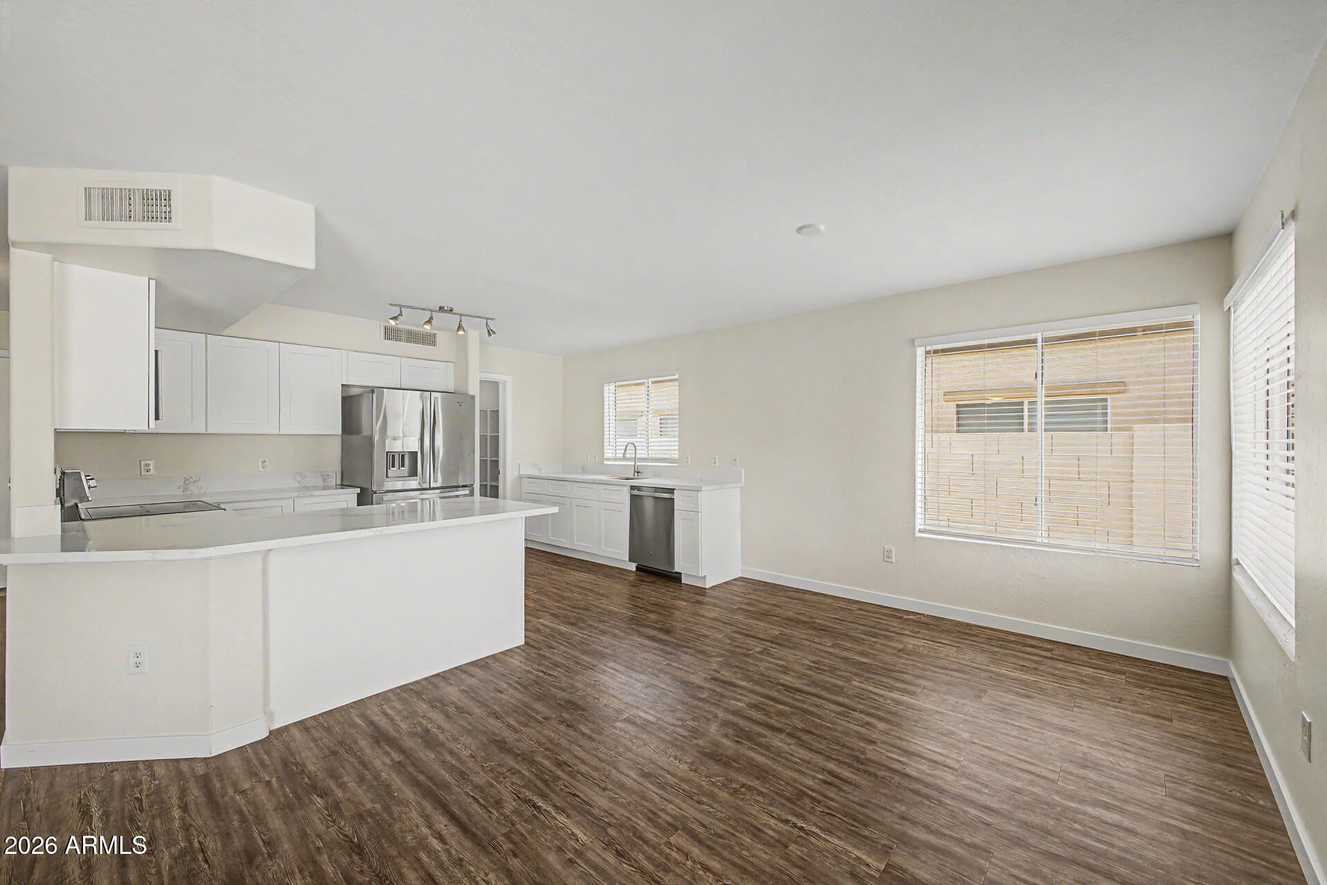 DREAMING SUMMIT UNIT 1A - Residential